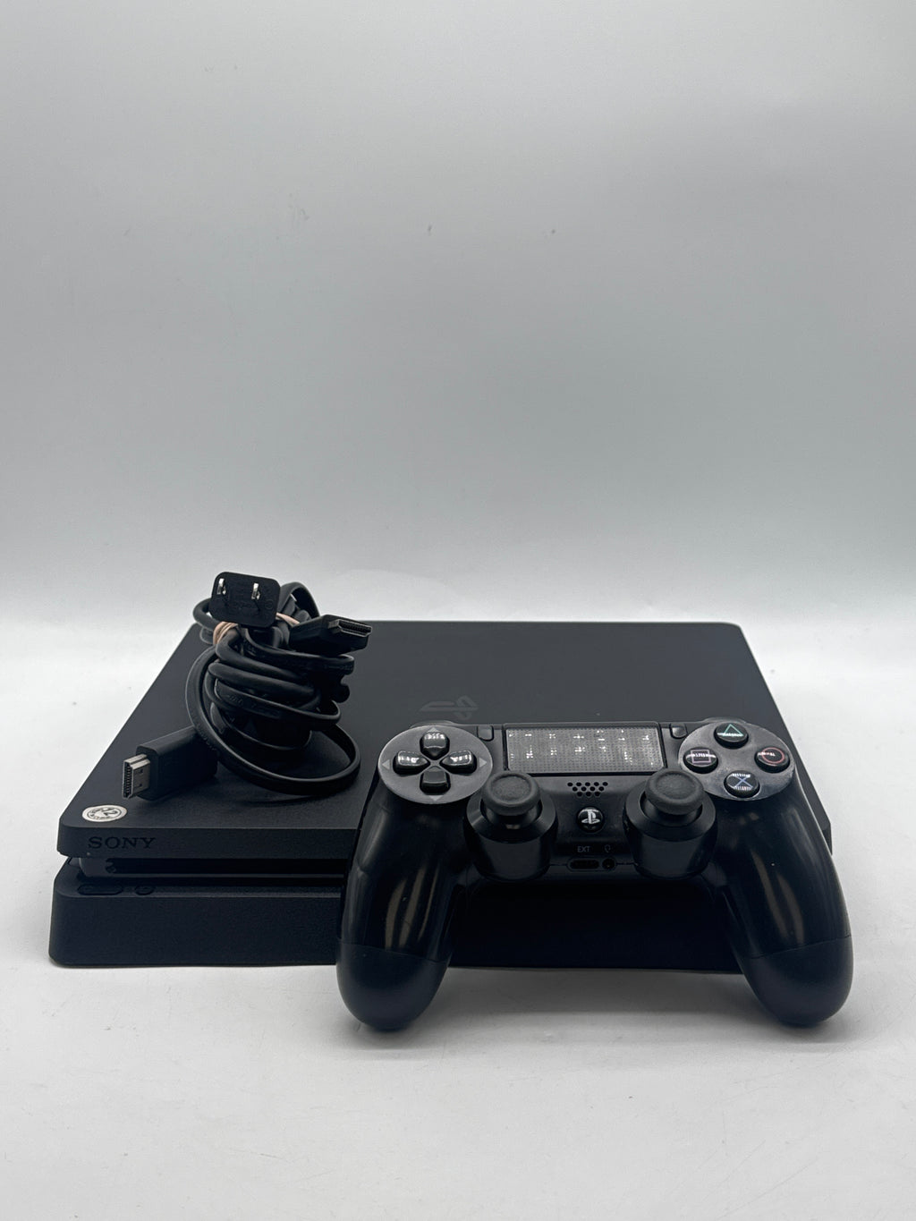 Sony PlayStation 4 Slim CUH-2215B 1TB Black - Used