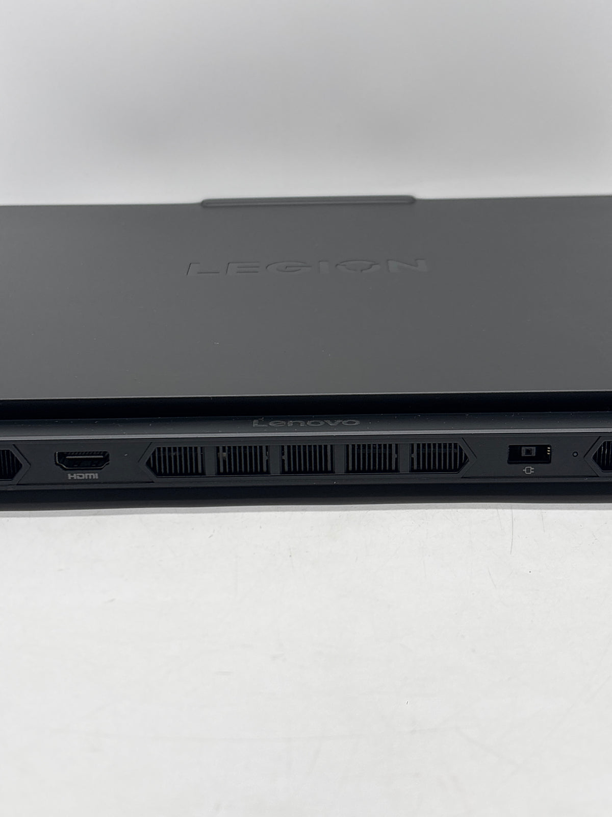 Lenovo Legion 5 15IAX10 15.6" Intel Core Ultra 7 255HX 32GB RAM 1TB SSD RTX 5070 Black - No Charger