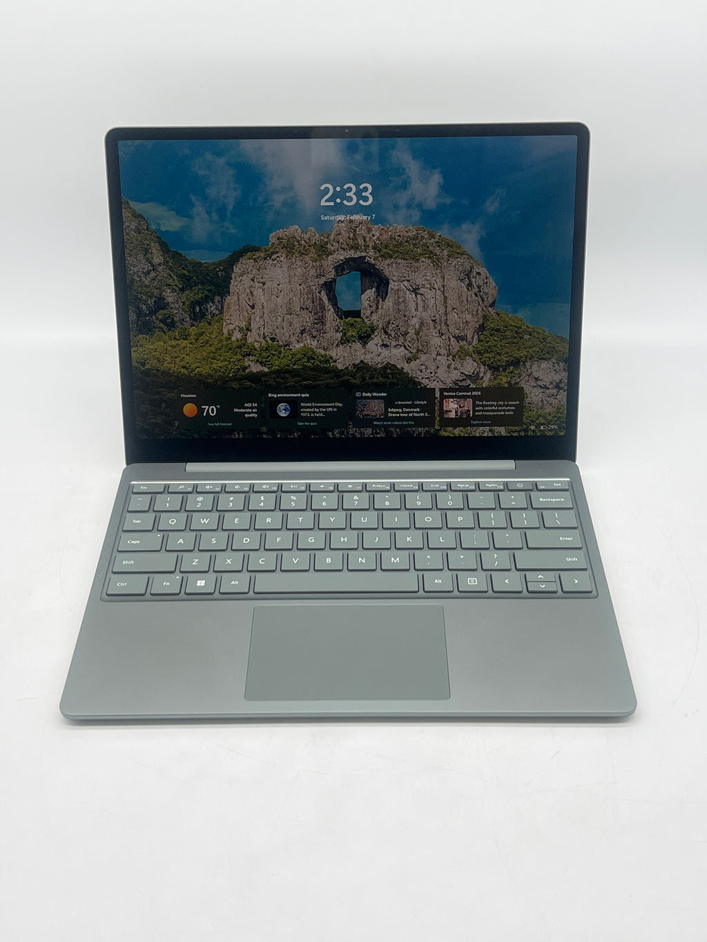 Microsoft Surface Laptop Go 2 i5-1135G7 8GB RAM 128GB SSD Touchscreen