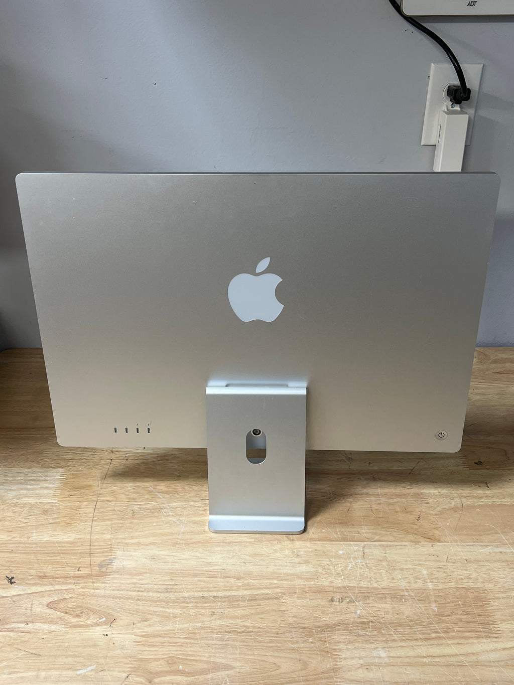 Apple iMac 24" M1 A2438 2021 8GB 256GB SSD Silver MJV83LL/A - For Parts (Remotely Managed)