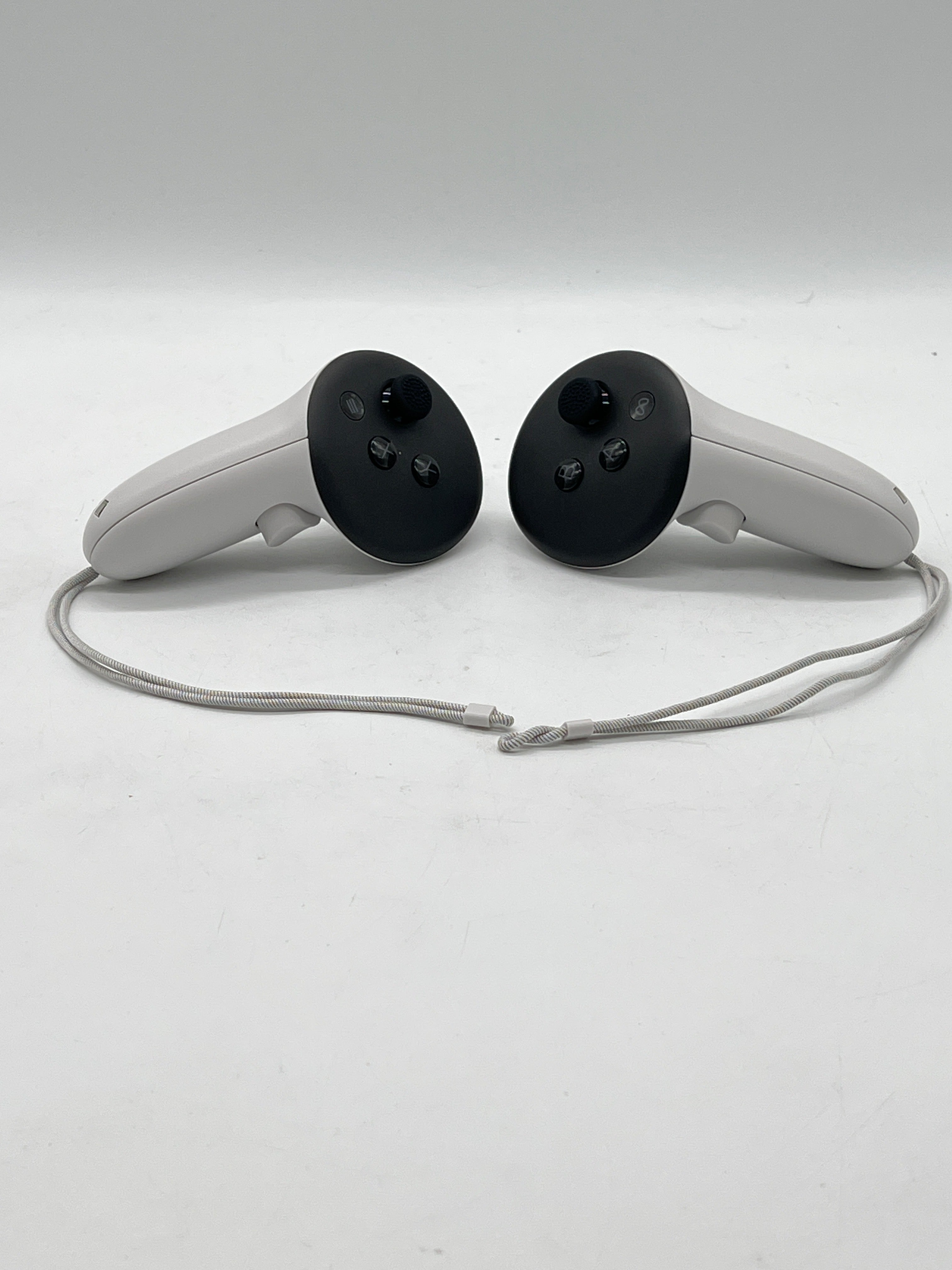 Meta Quest 3s 128GB Standalone VR Headset White - Used with Box