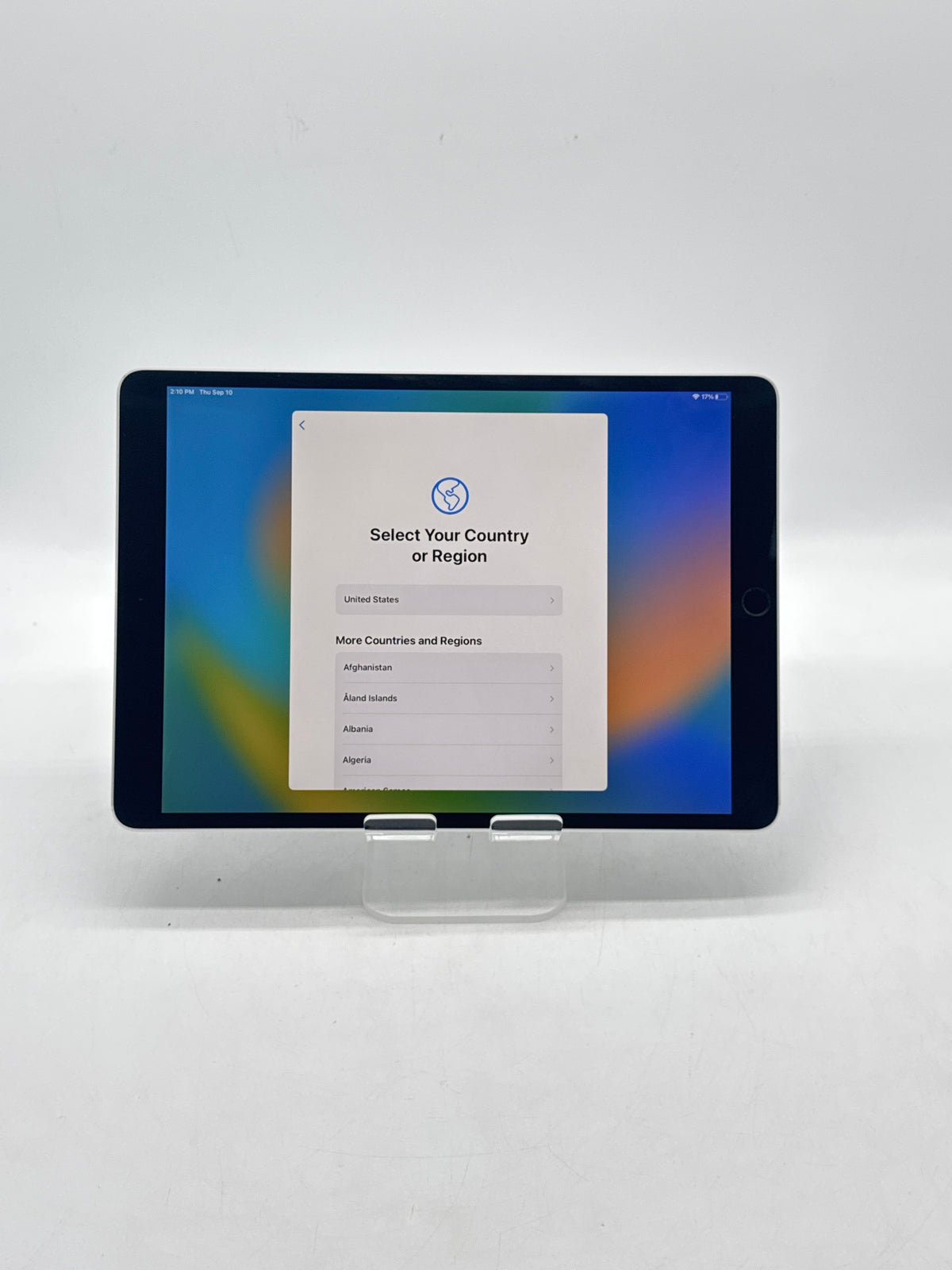 Apple iPad Pro 10.5" 256GB Wi-Fi Gray - Remotely Managed