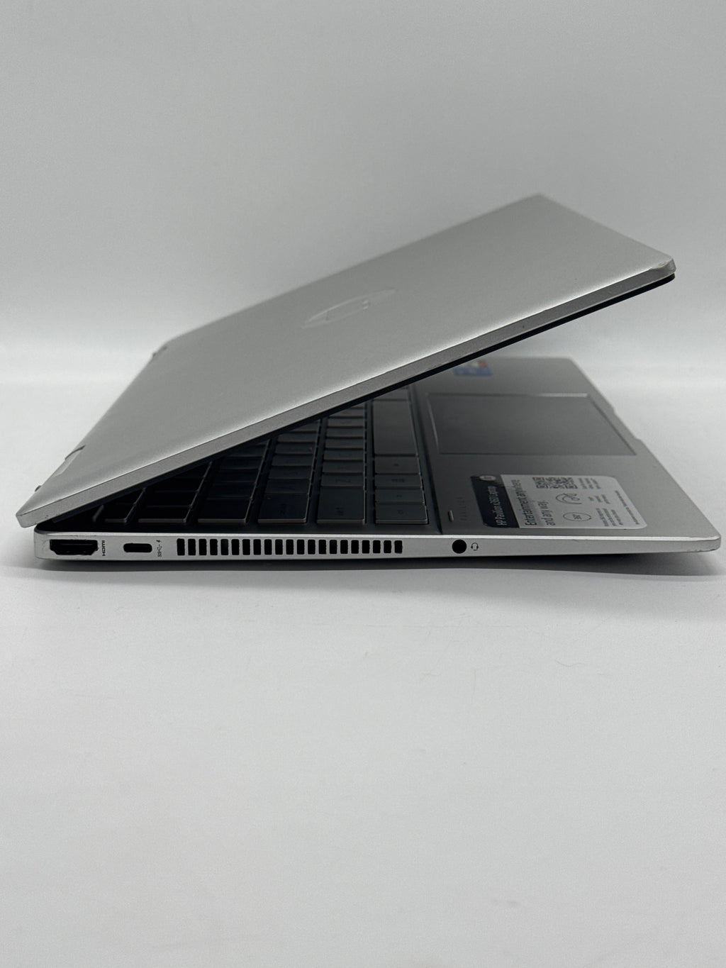 HP Pavilion x360 14-ek0033dx i5-1235U 8GB RAM 512GB SSD