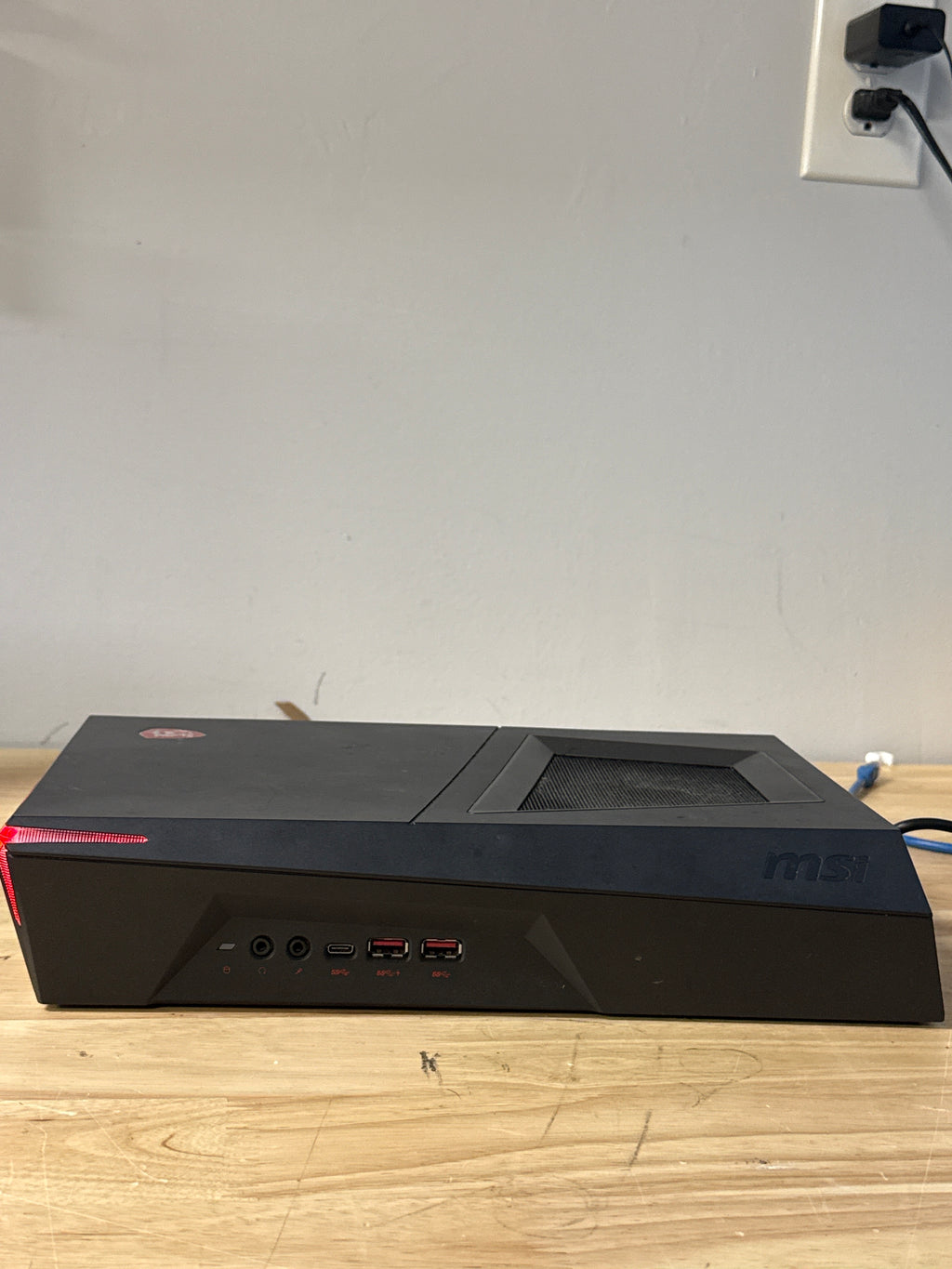MSI Trident 3 i5-10400F 16GB RAM 1TB HDD + 1TB SSD GTX 1650 Super