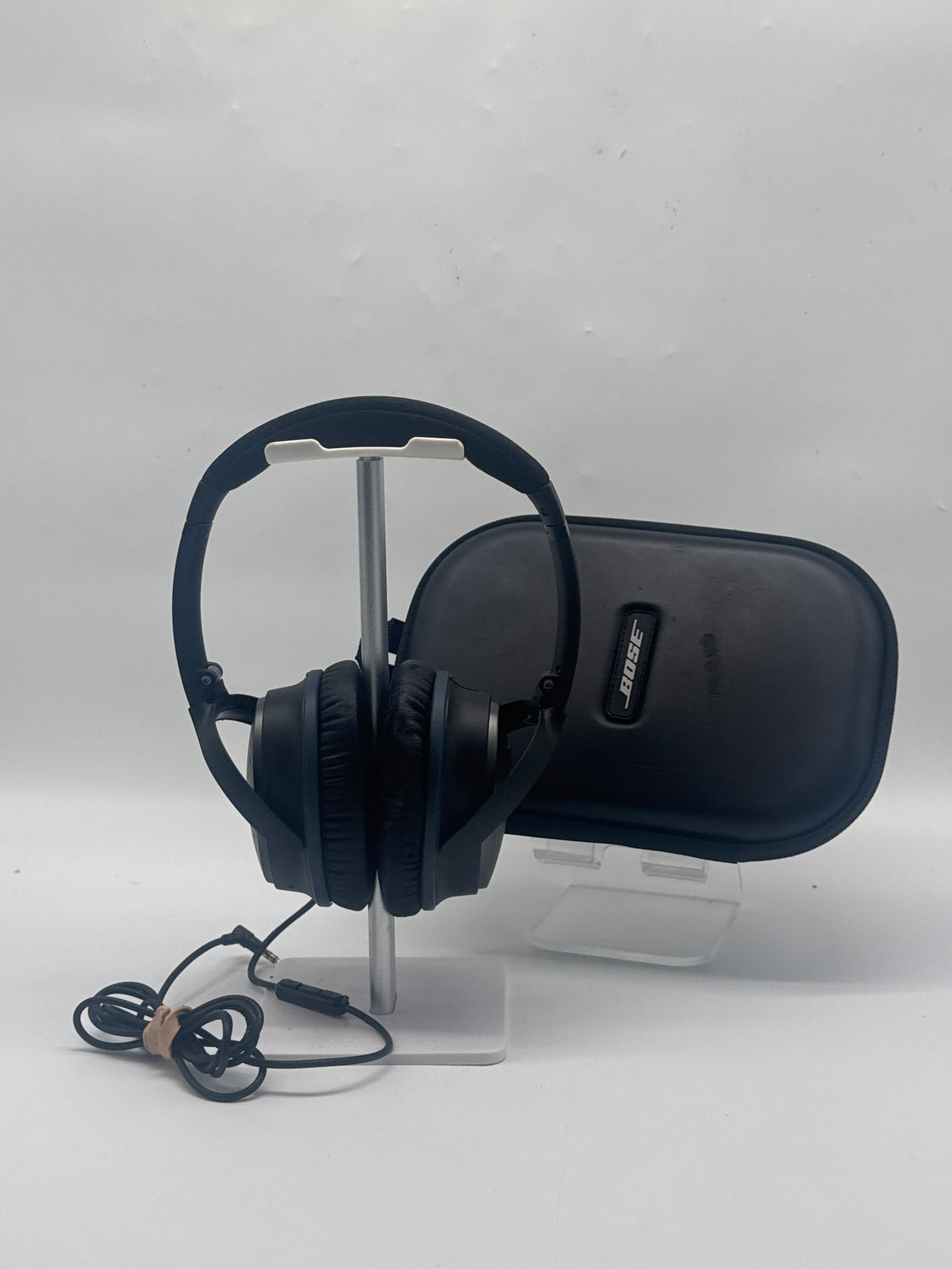 Bose QuietComfort 25 Wired Active Noise Cancelling Headphones - Used