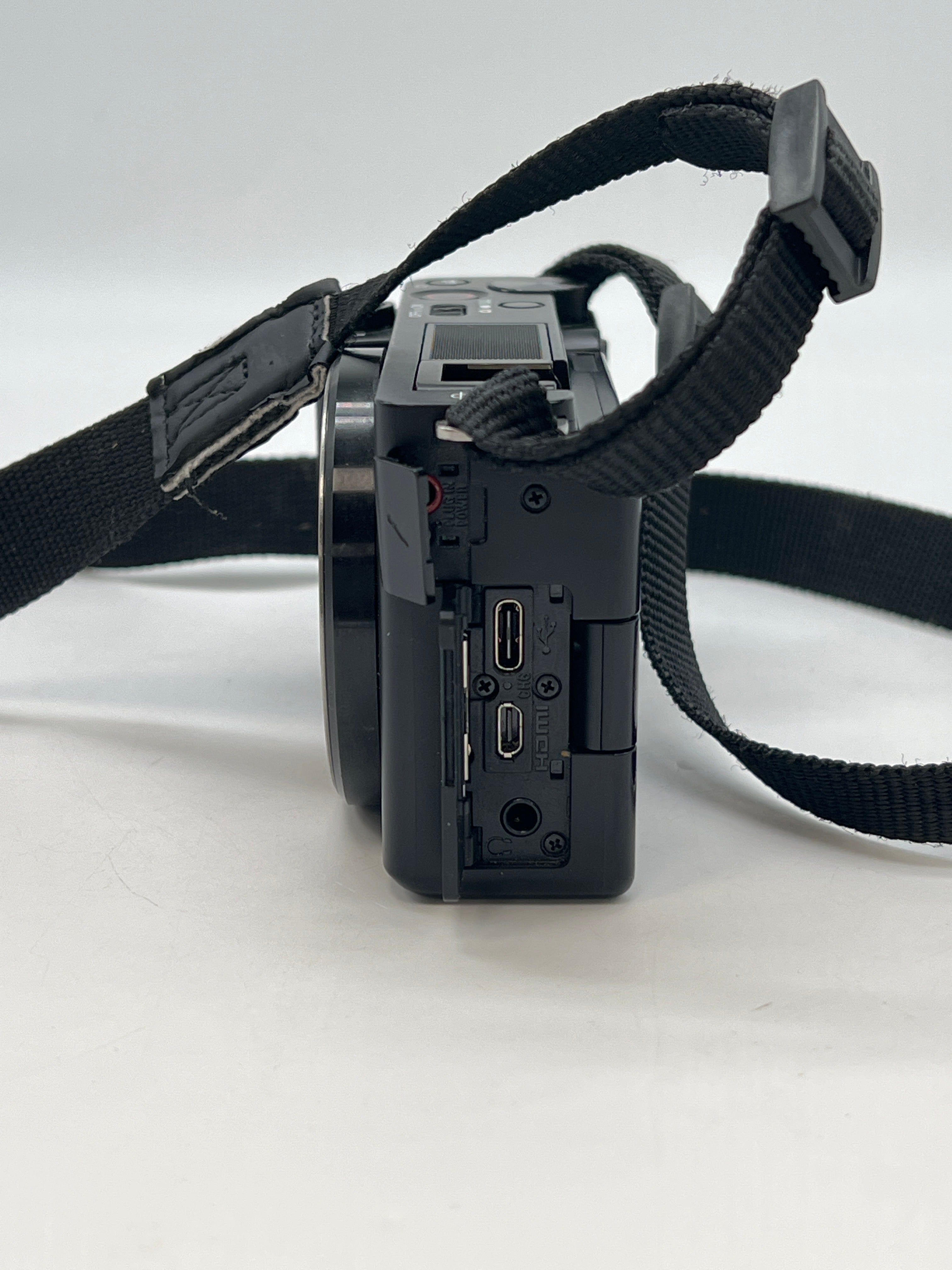 Sony Alpha ZV-E10 24.2MP Mirrorless Digital Camera - Used