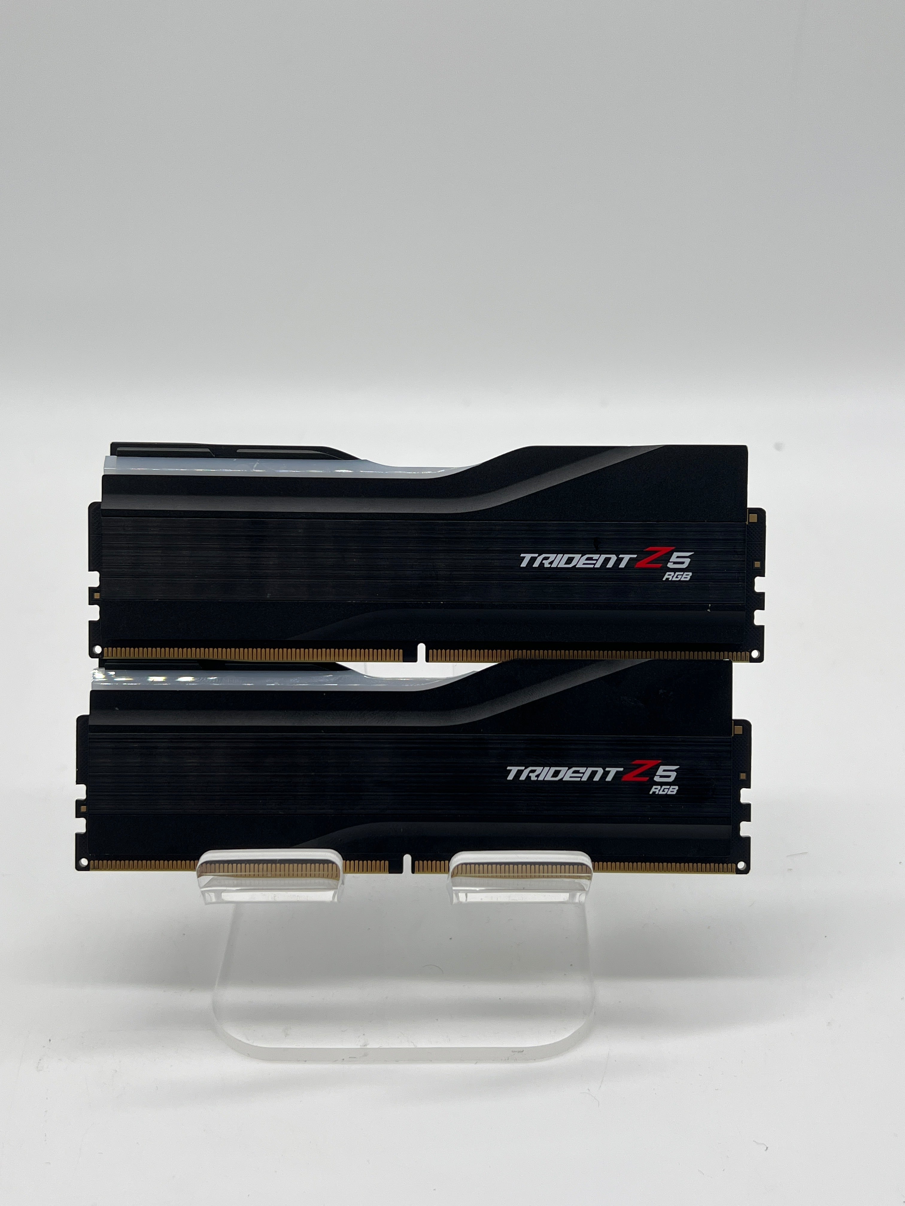 G.SKILL Trident Z5 RGB DDR5 6000MHz 32GB (2x16GB) CL36 F5-6000J3636F16Gx2-TZRK