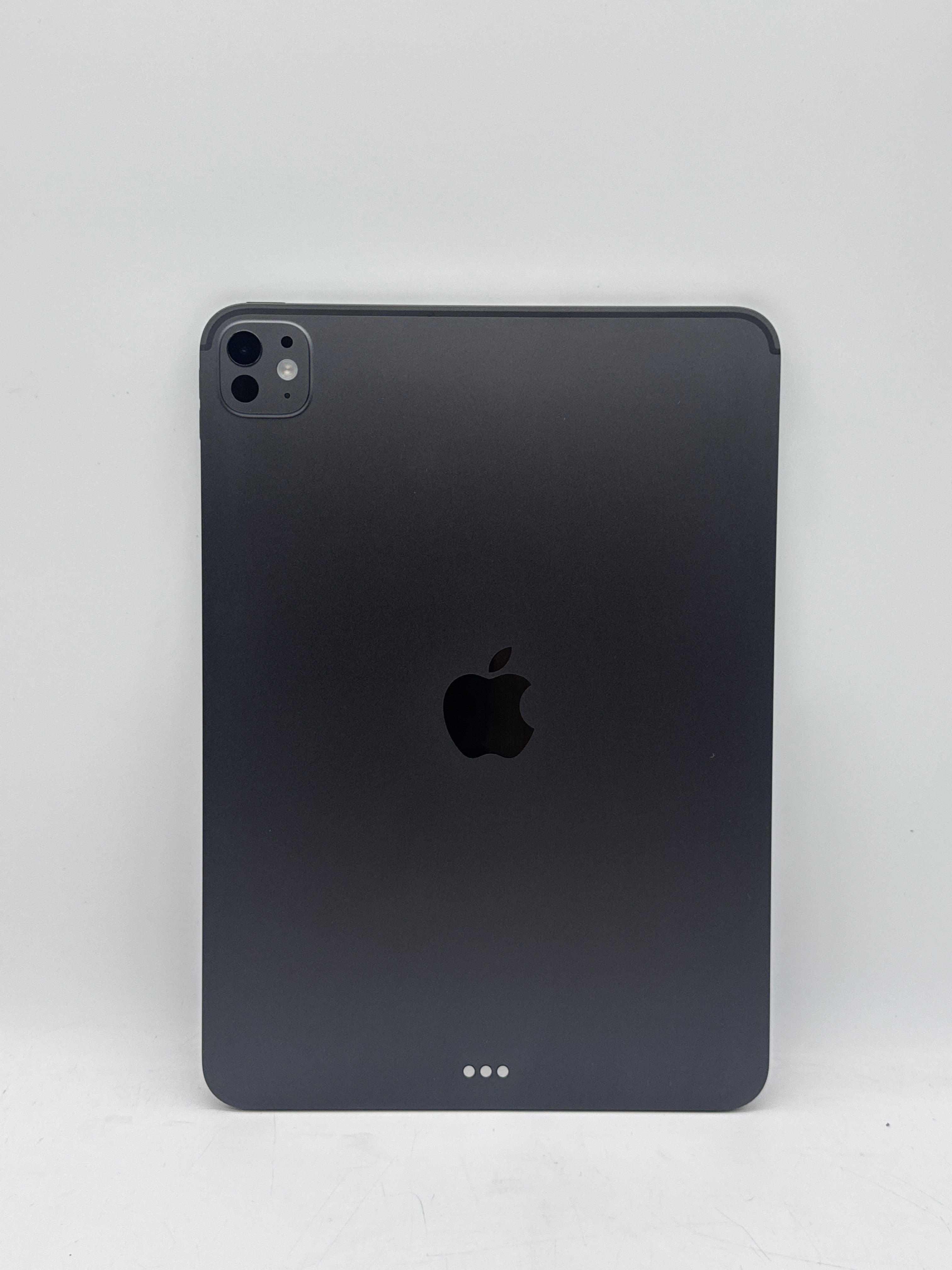 Apple iPad Pro 11" M5 512GB Wi-Fi Only - Used With Box