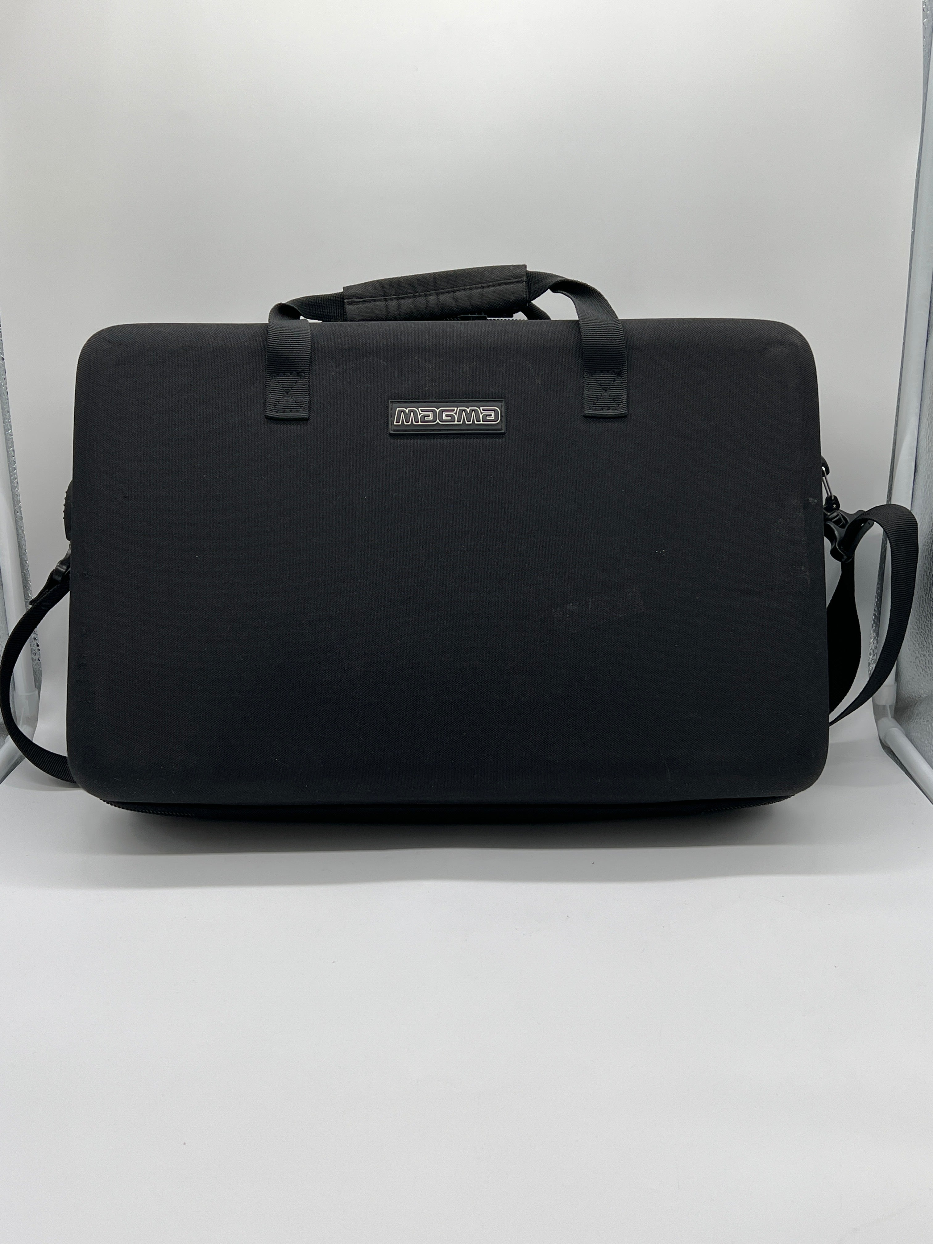 AKAI MPC LIVE 2 Akai MPC LIVE II Standalone Production Center w/ AKAI MPK Mini - Used