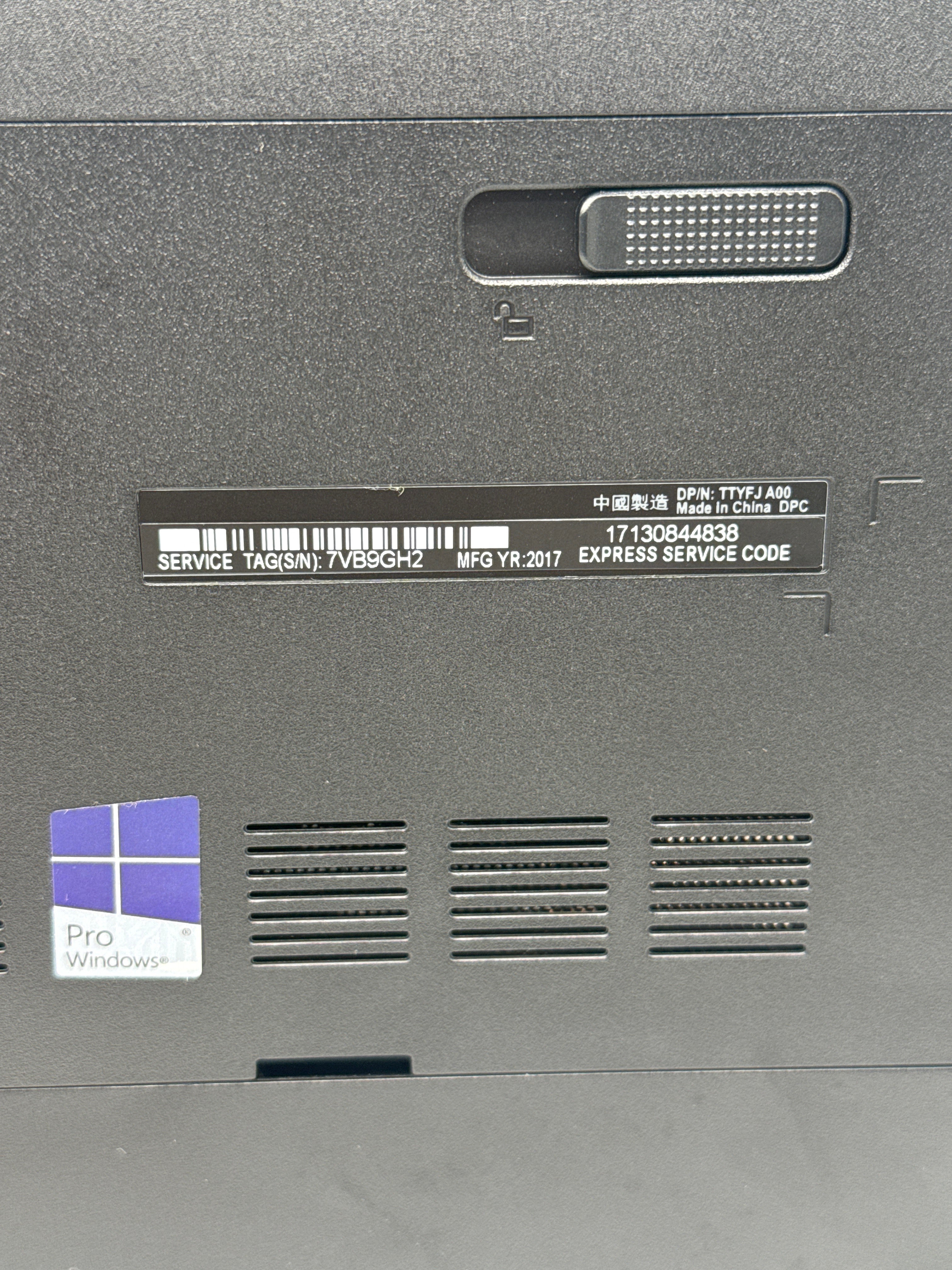 Dell Inspiron 5566 i5-7200U 8GB RAM 256GB SSD