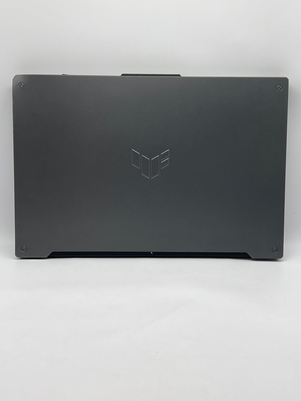 Asus TUF F17 FX707Z i5-1200H 16GB RAM 512GB SSD RTX 3050 - For Part (READ)