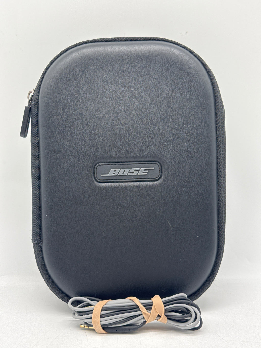 Bose QuietComfort 35 II Wireless Bluetooth Headphones W/ Carrying Case & Jacks - Used