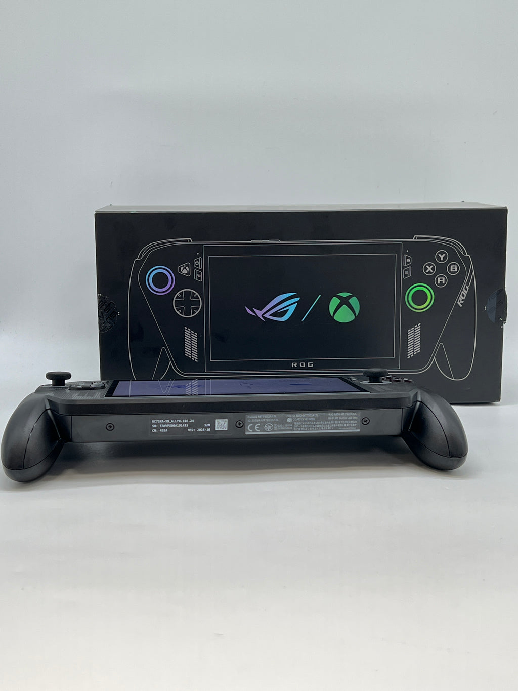 Asus ROG Xbox Ally X RC73XA Ryzen Z2 Extreme 24GB RAM 1TB - Used with Box