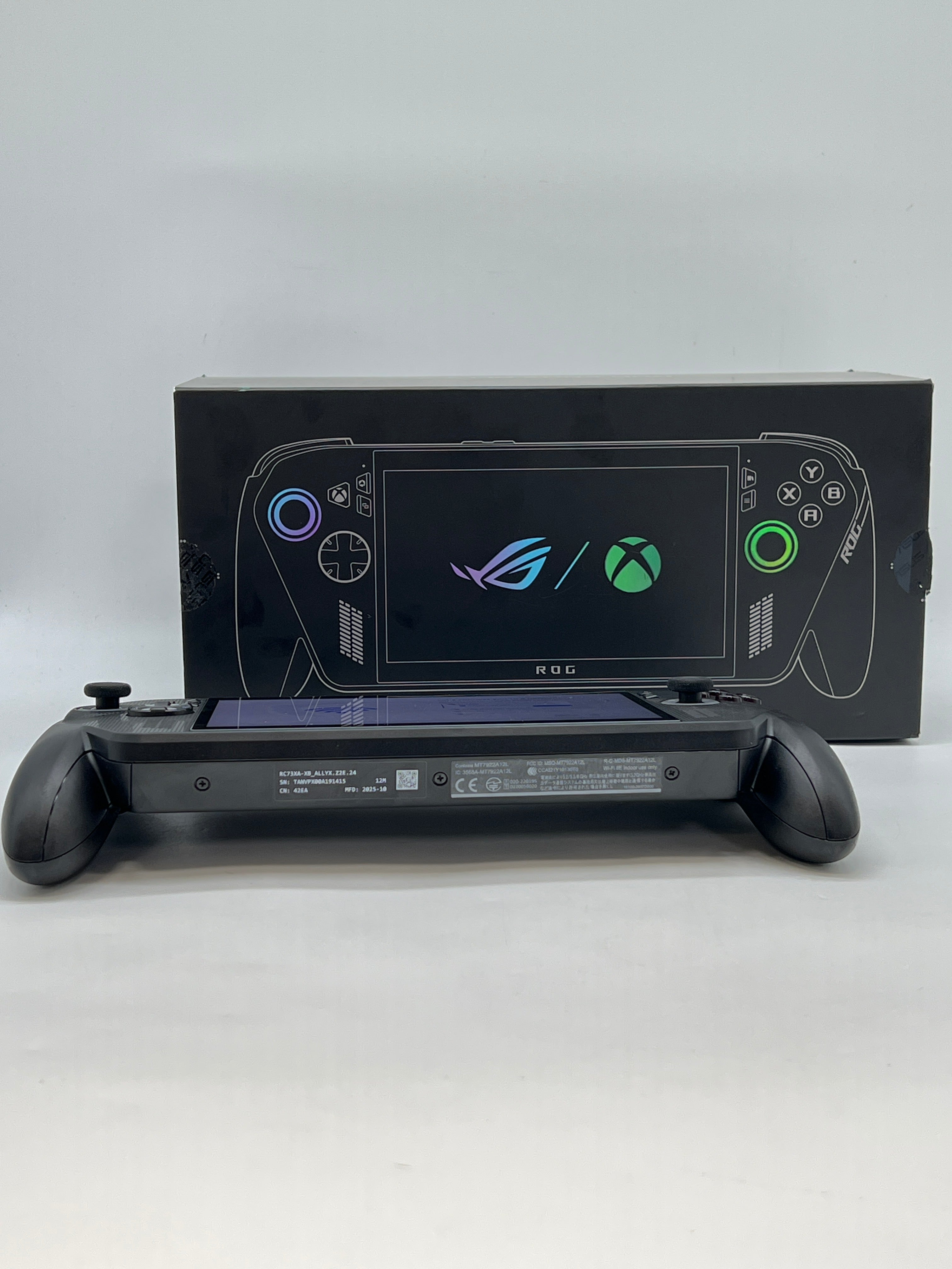 Asus ROG Xbox Ally X RC73XA Ryzen Z2 Extreme 24GB RAM 1TB - Used with Box
