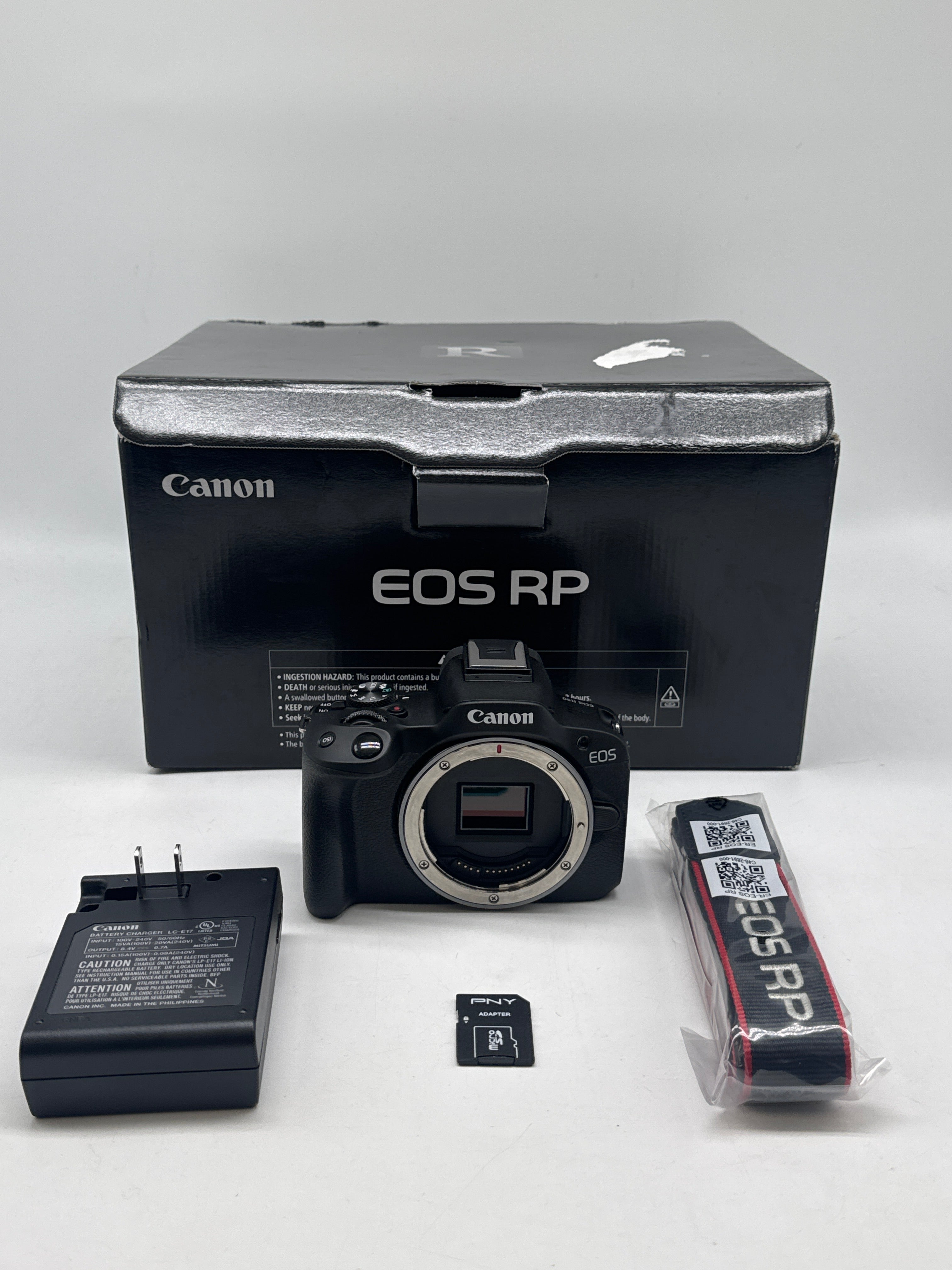 Canon EOS R50 Digital SLR Camera Black with Box and Accessory