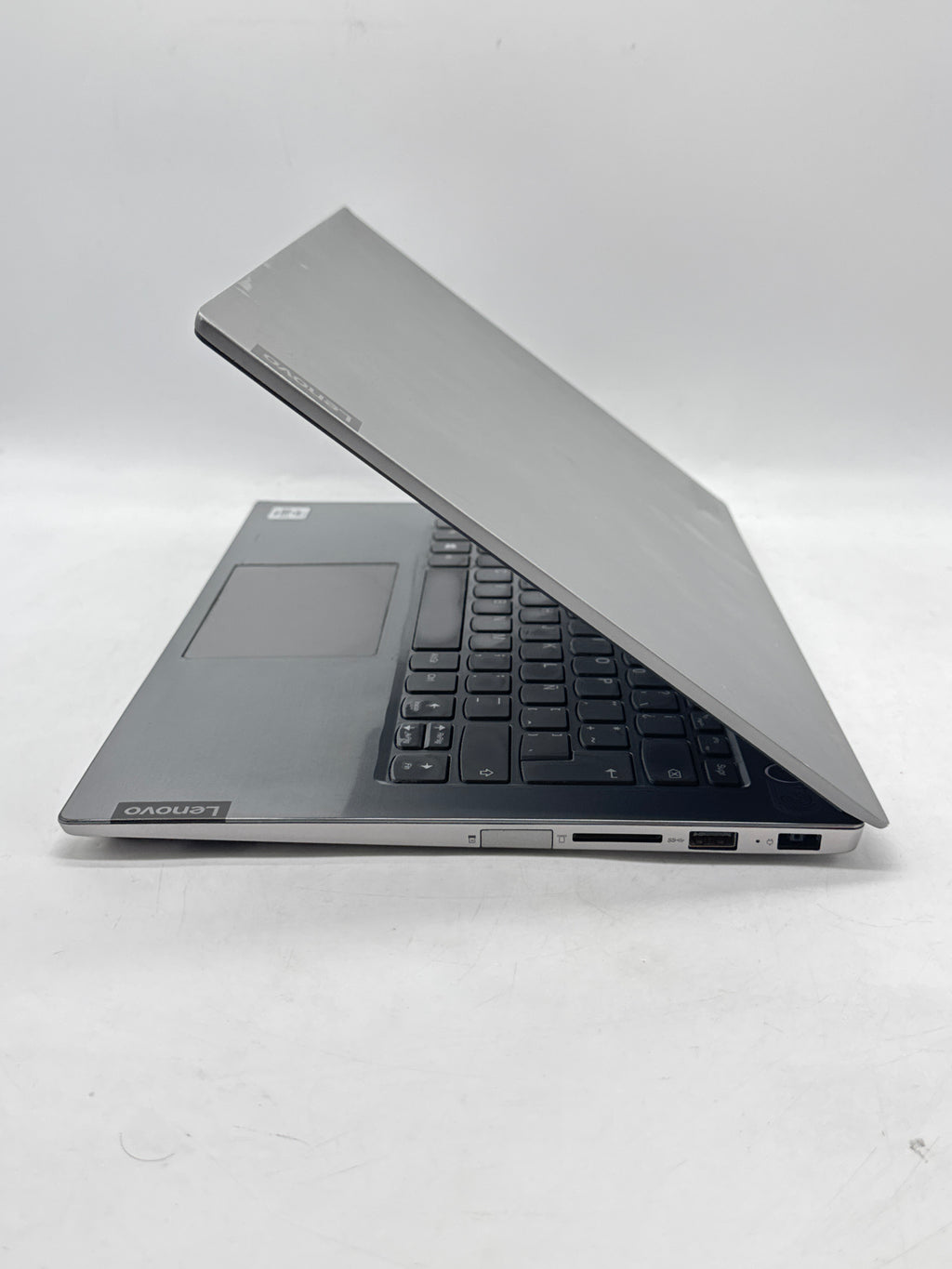 Lenovo ThinkBook 14-IML i7-10510U 16GB RAM 512GB SSD 14in - Broken Port