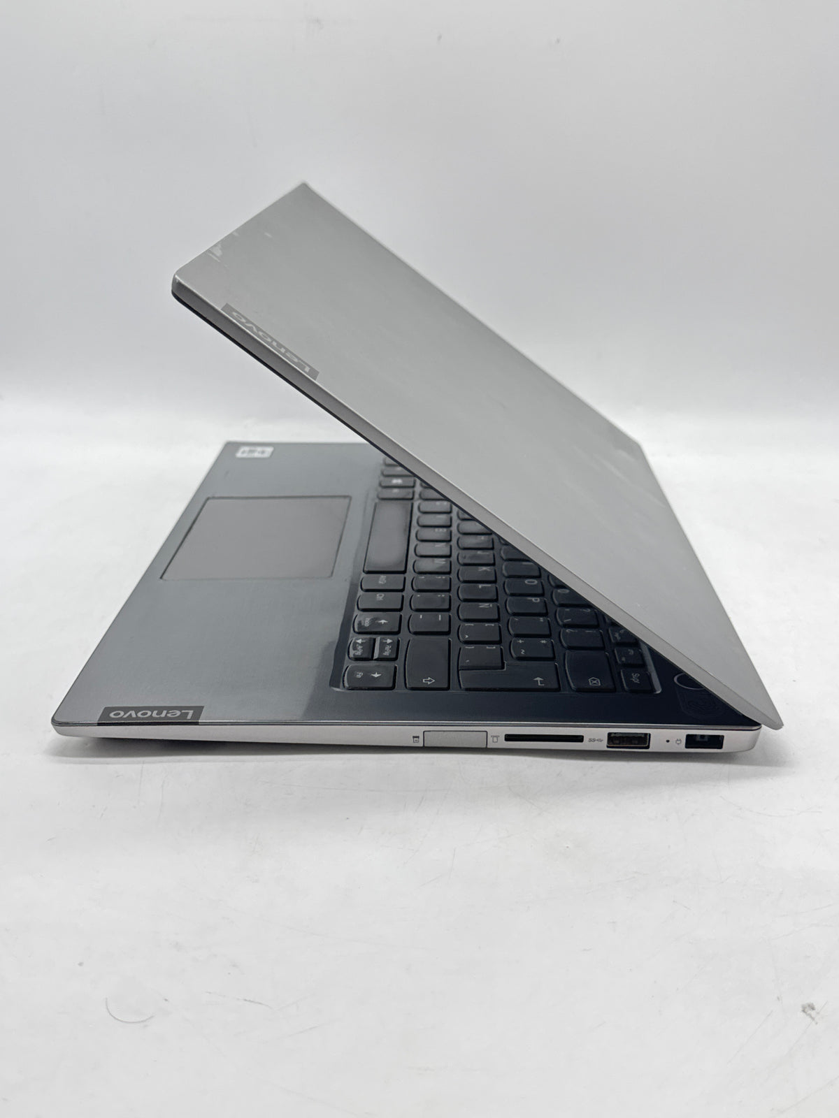 Lenovo ThinkBook 14-IML i7-10510U 16GB RAM 512GB SSD 14in - Broken Port