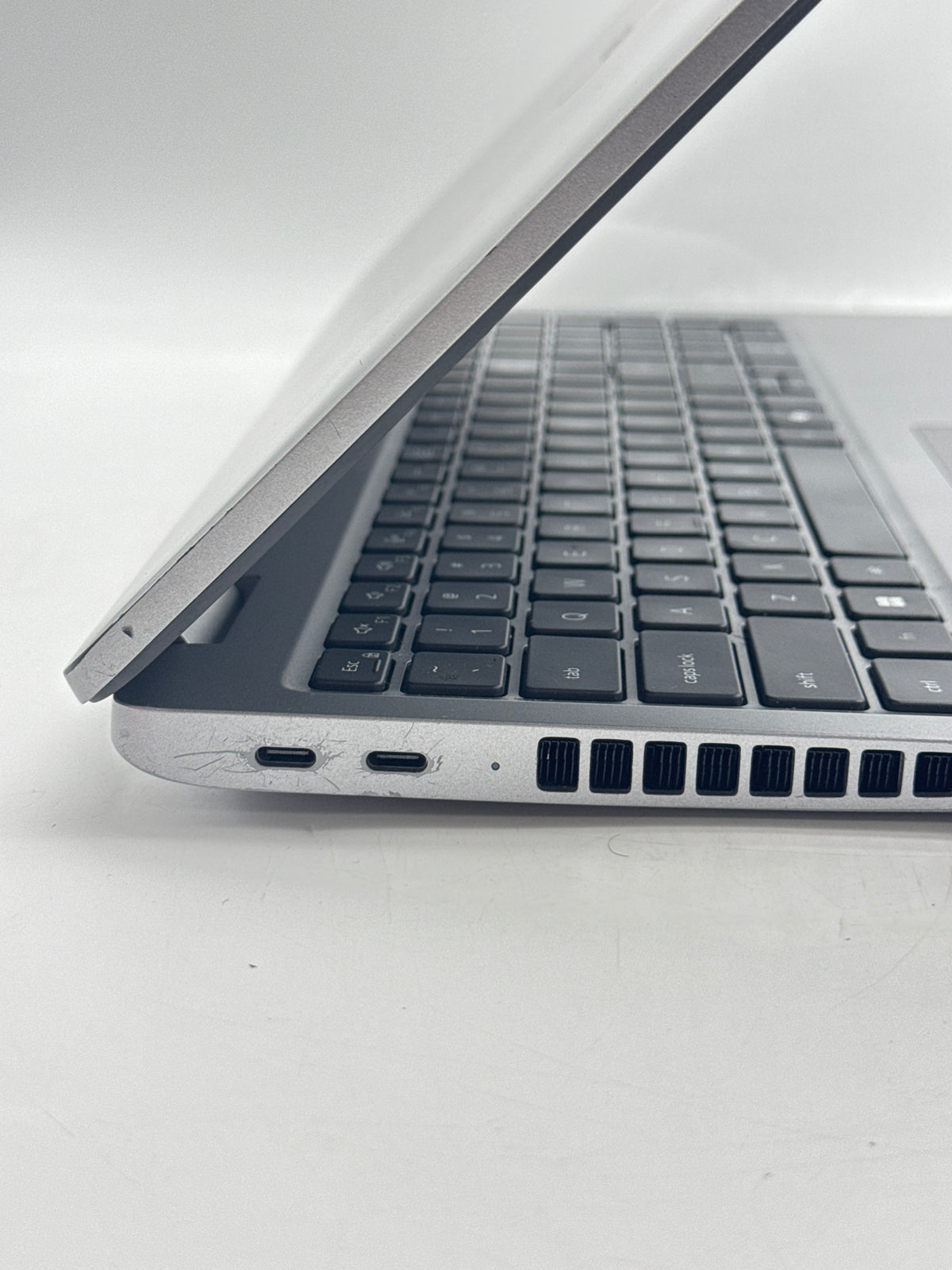 Dell Latitude 5550 15" Ultra 7 155U 16GB RAM 512GB SSD - Used