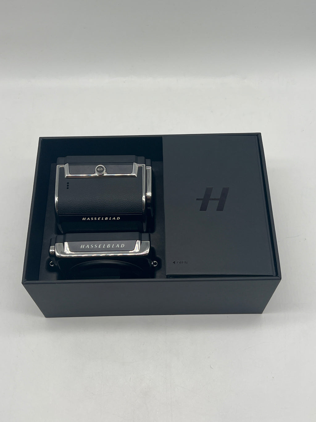 Hasselblad 907X 100C Medium Format Mirrorless Camera - Mint