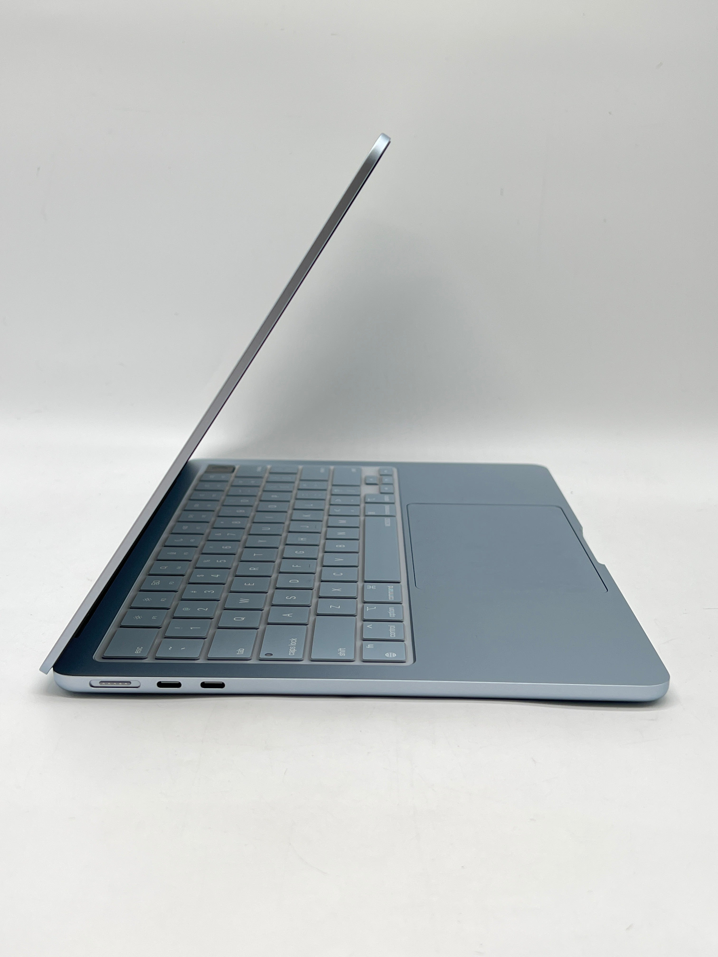 Apple MacBook Air 13" M4 A3240 16GB RAM 256GB SSD - Used