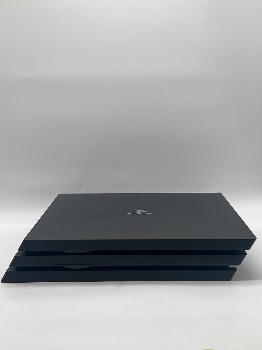 Sony PlayStation 4 Pro Used CUH-7015B 1TB Black Home Console 4K UHD