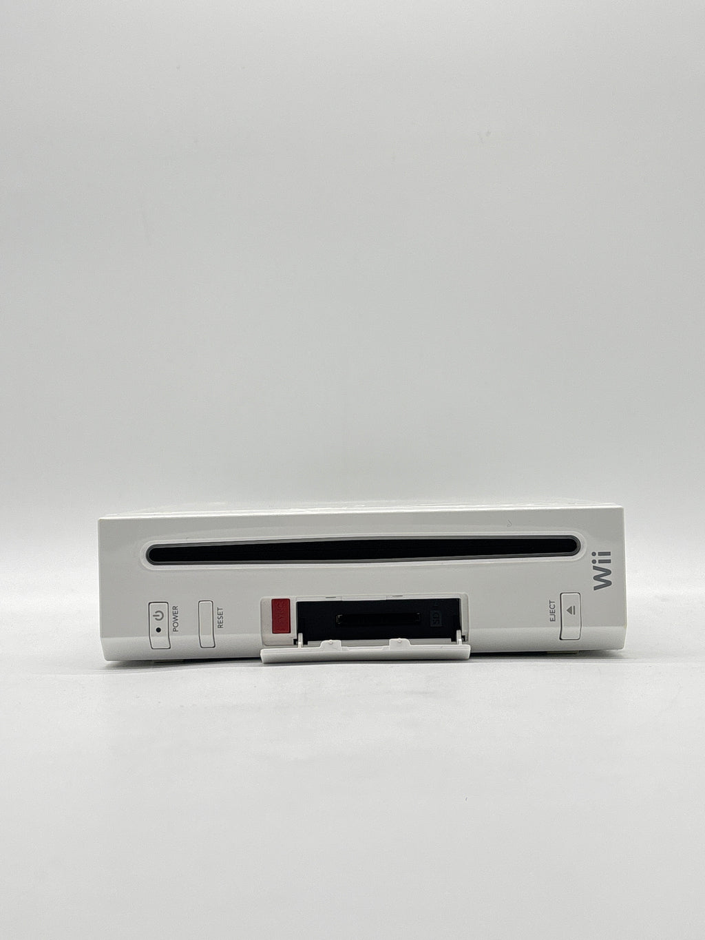 Nintendo Wii RVL-001 4GB Console White W/ Cords + Sensor + 3 Games - Used