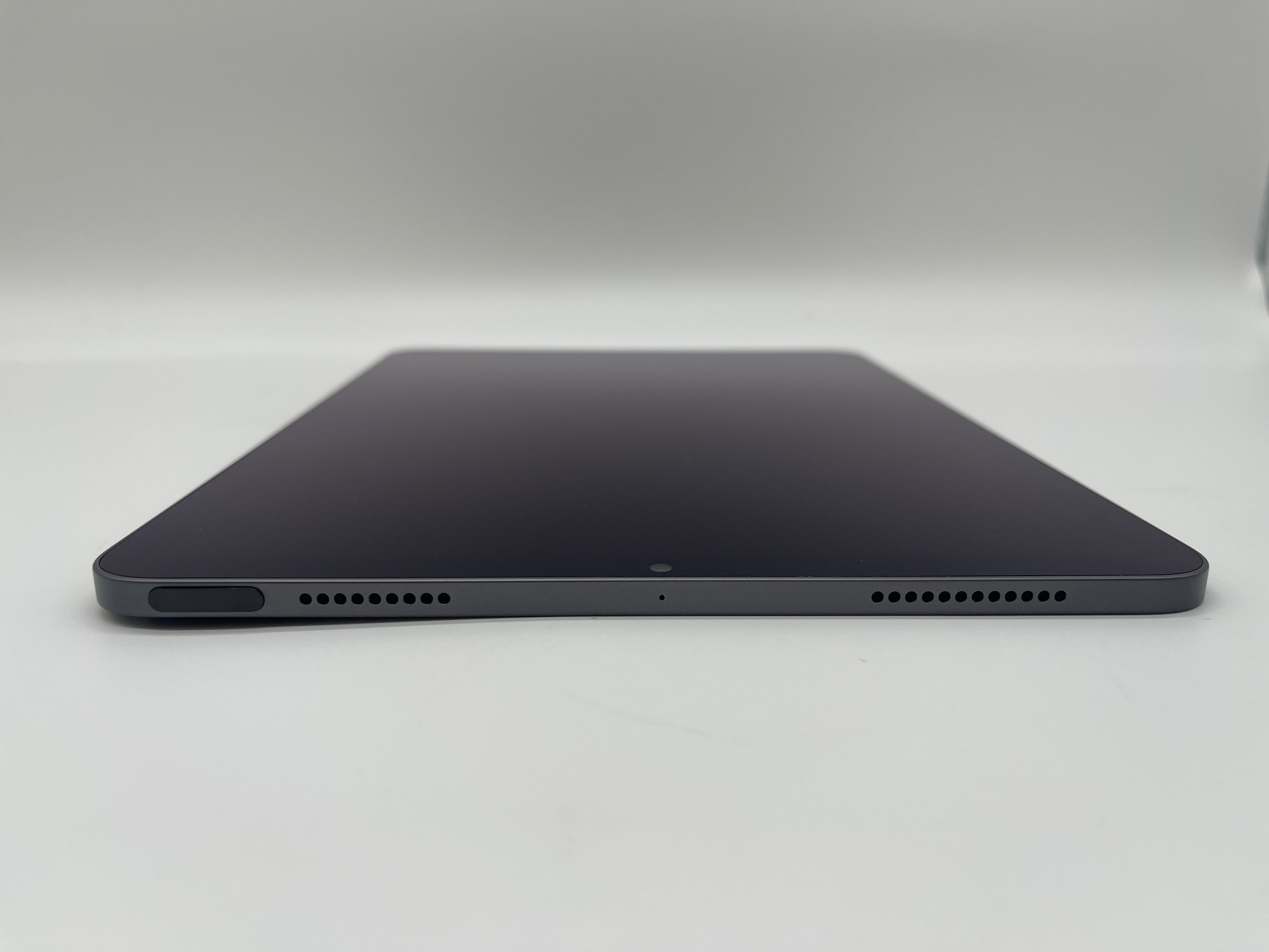 Apple iPad Air (5th Gen) A2588 64GB Wi-Fi Only