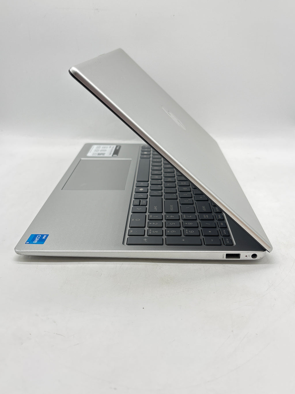 HP Laptop 15-fd0154wm i5-1334U 8GB RAM 512GB SSD 15in - Used