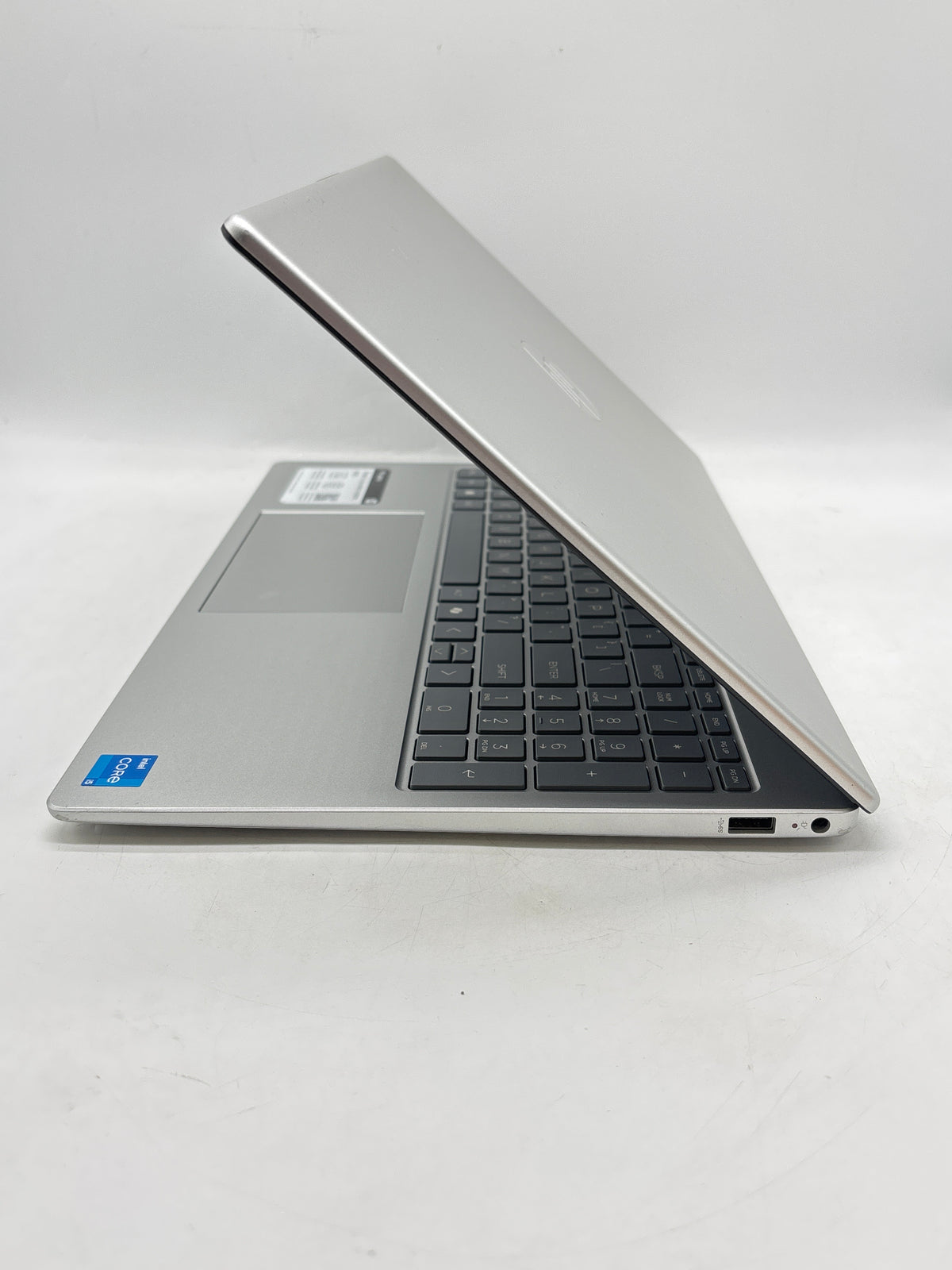 HP Laptop 15-fd0154wm i5-1334U 8GB RAM 512GB SSD 15in - Used