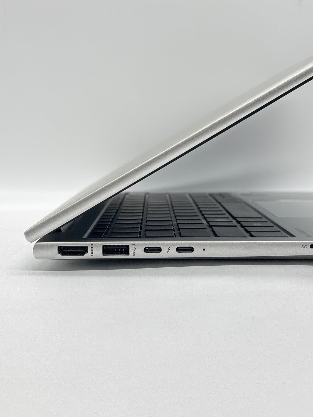 HP EliteBook 830 G10 Core i5-1345U 16GB RAM 256GB SSD - BIOS Lock/Remotely Managed