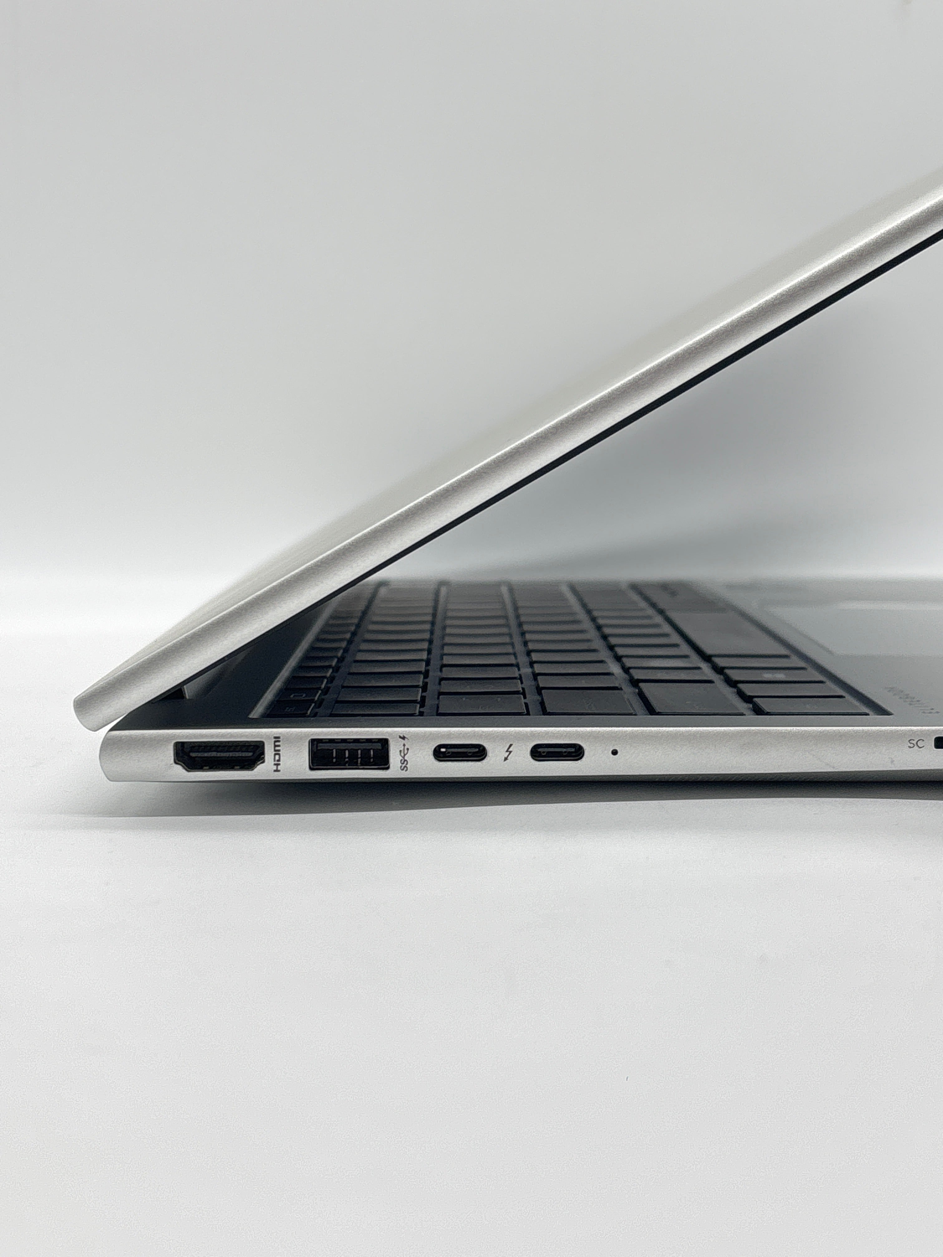 HP EliteBook 830 G10 Core i5-1345U 16GB RAM 256GB SSD - BIOS Lock/Remotely Managed