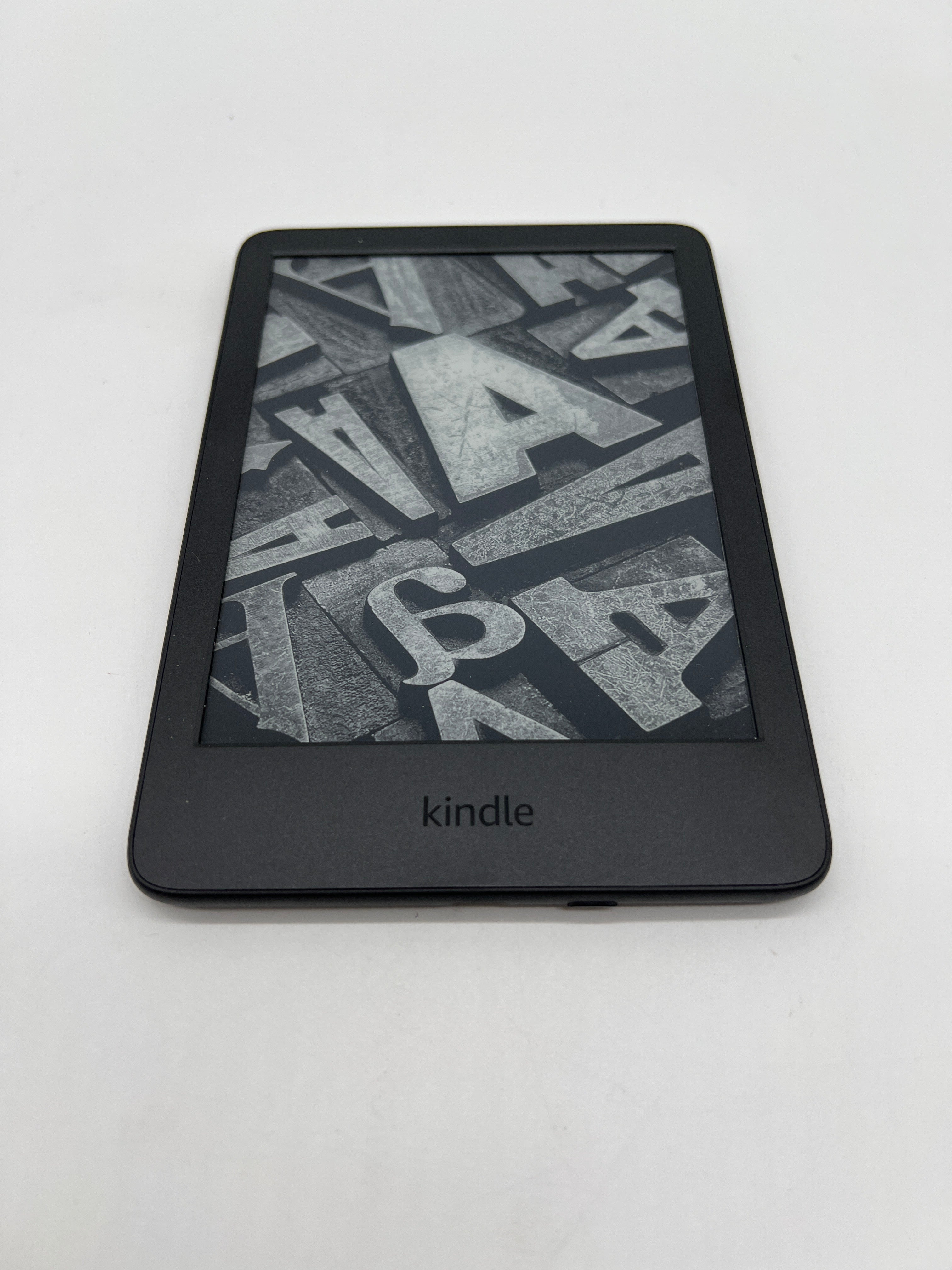 Amazon Kindle Basic C2V2L3 11th Gen 16GB Reader - Black(L3)