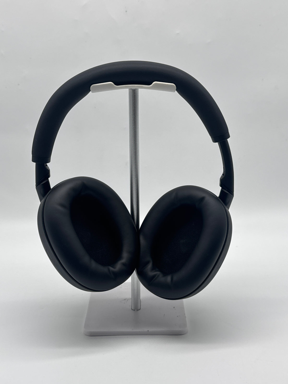 Sony WH-1000XM6 Wireless Noise Canceling Over-Ear Headphones Black - Used