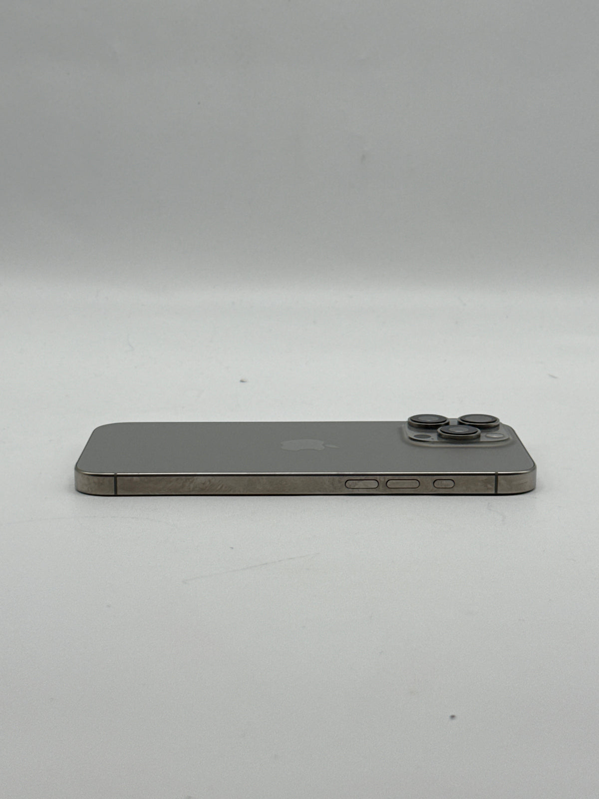 Apple iPhone 16 Pro Max 512GB Natural Titanium Unlocked - Battery 92%