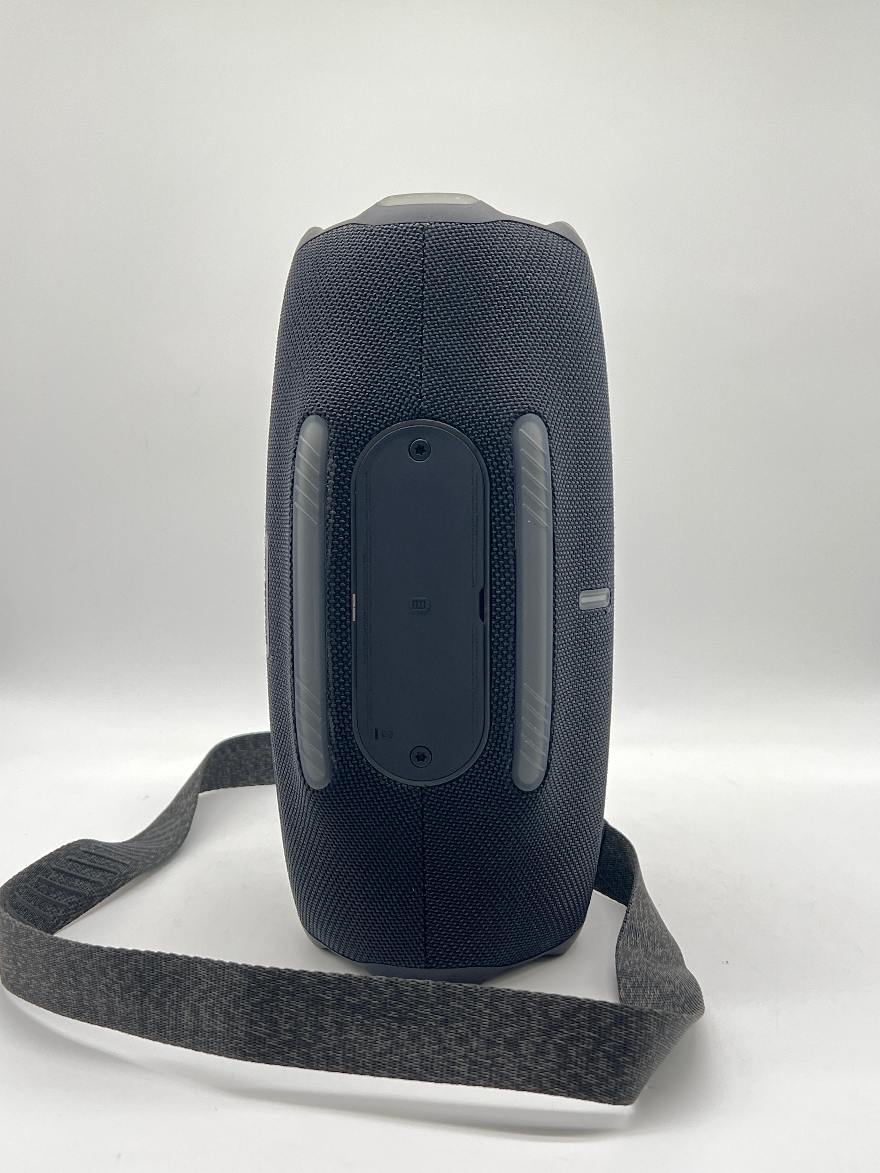 JBL Xtreme 4 Portable Bluetooth Speaker Black - Used