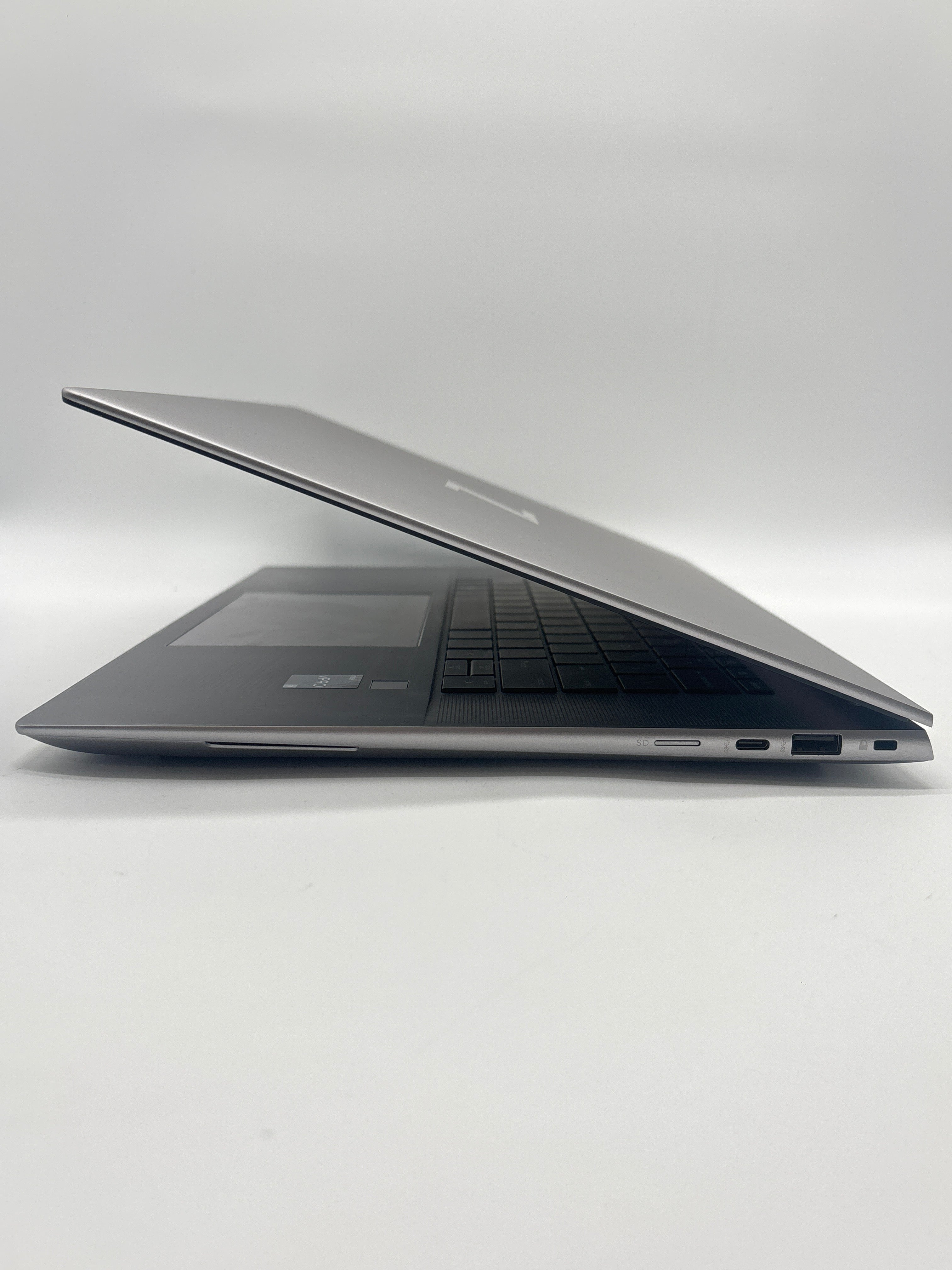 HP ZBook Studio 16 G9 i7-12800H 32GB RAM 1TB SSD - For Parts (Read DESC)
