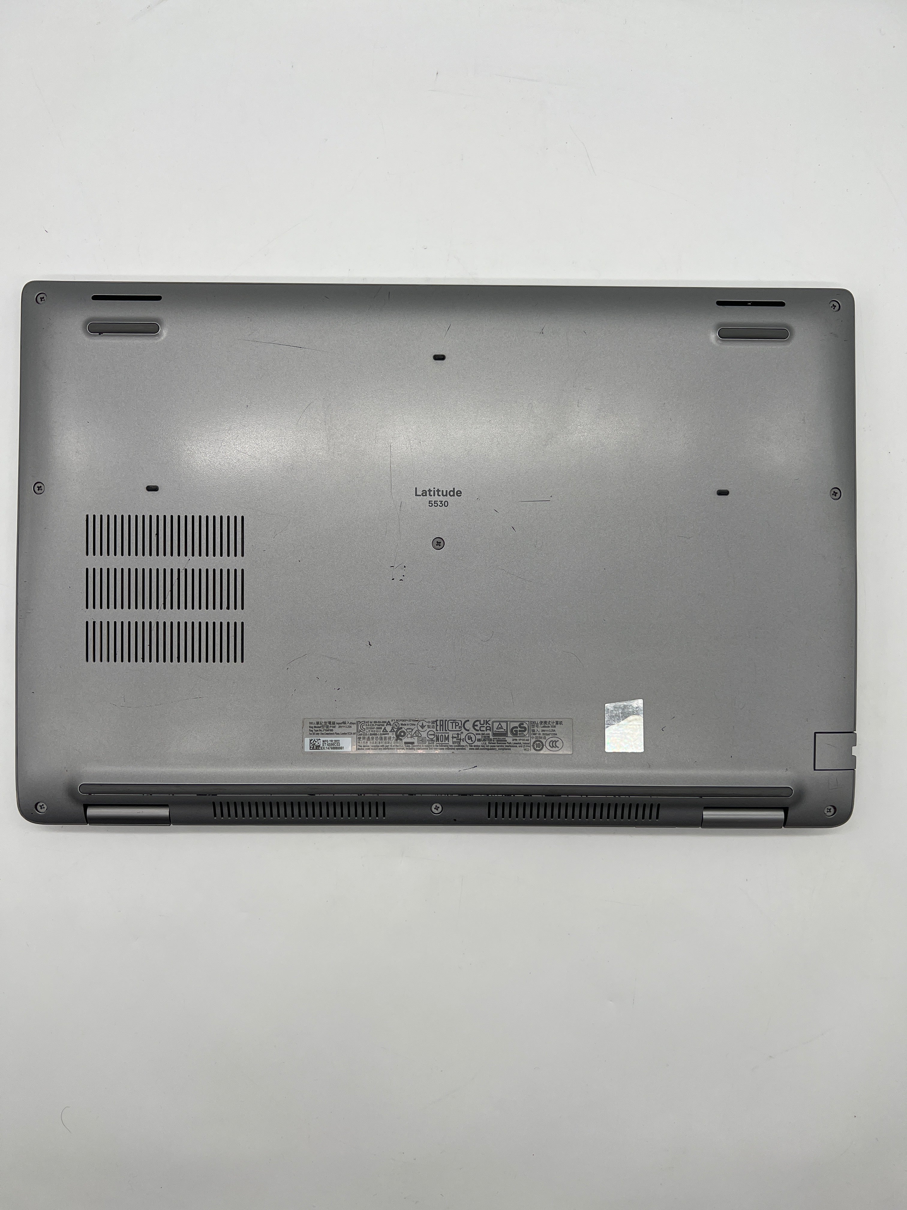 Dell Latitude 5530 15.6 in i7-1265U 16GB RAM 512GB SSD Gray Used