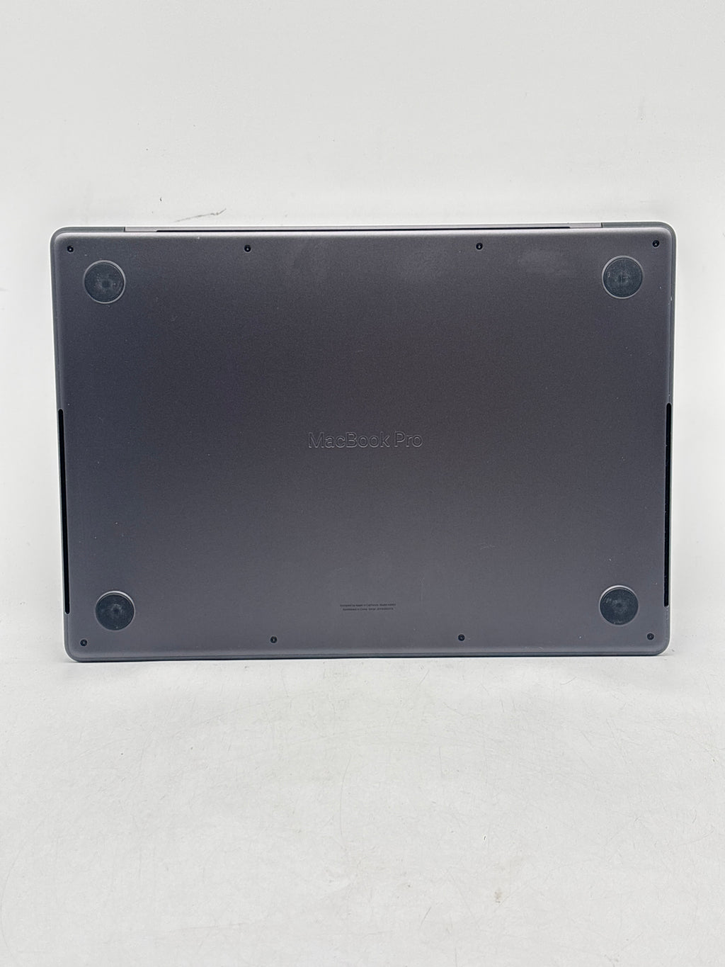 MacBook Pro 14" A2992 M3 Pro 11C 18GB RAM 512GB SSD - For Parts (Bad Screen)