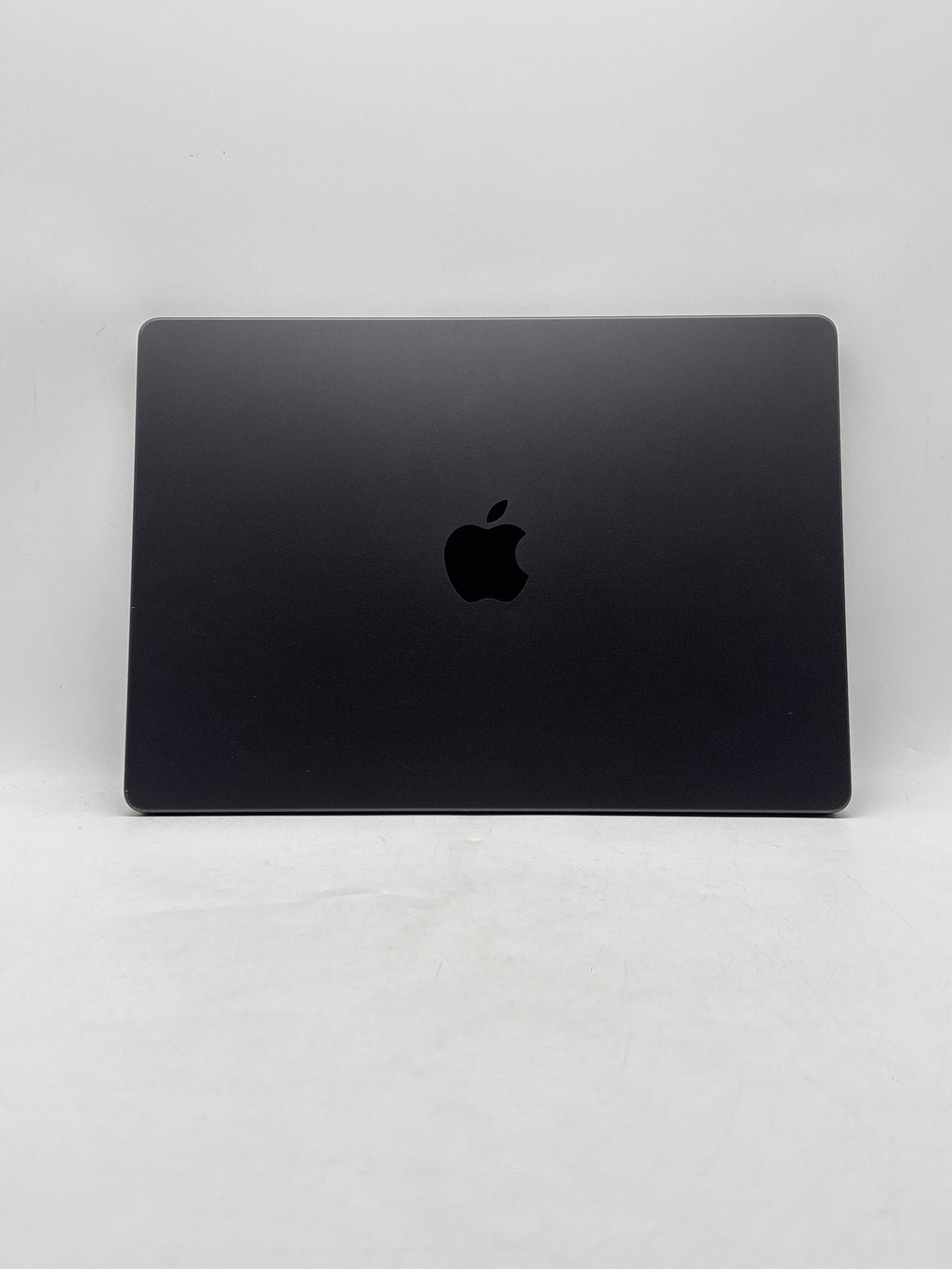 Apple MacBook Pro 14" A2992 M3 Pro 18GB RAM 512GB SSD Space Gray - Used