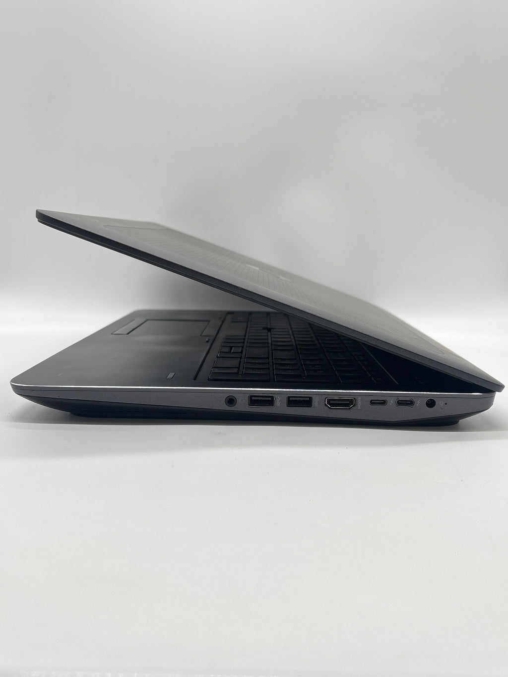 HP Zbook 15 G3 i7-6820HQ 32GB RAM 512GB SSD