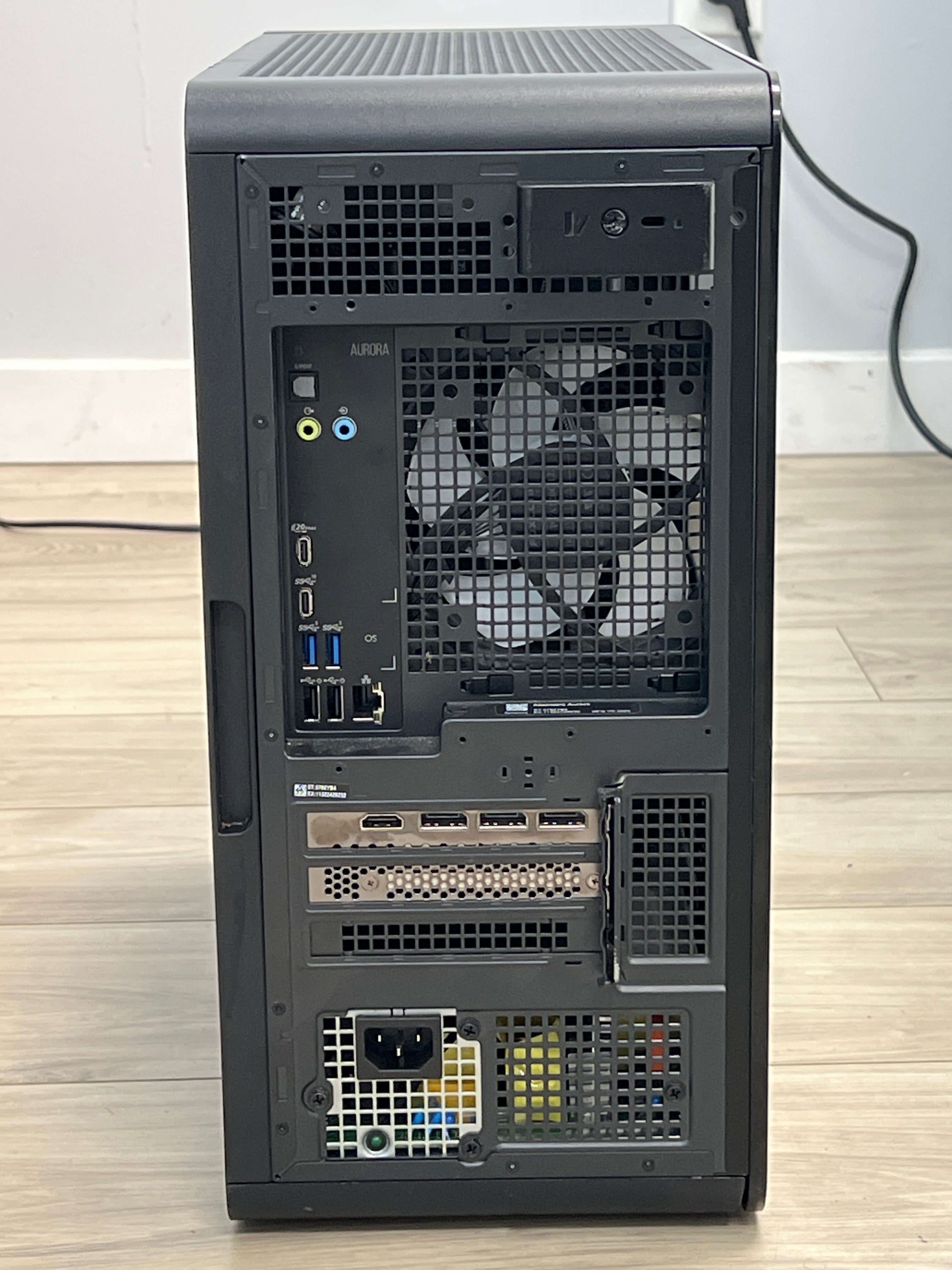 Alienware Aurora Ultra 7 265KF 32GB RAM 1TB SSD RTX 5070 - Used