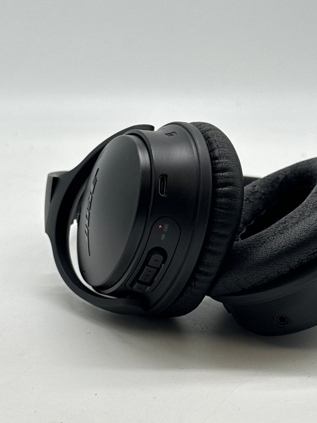 Bose QuietComfort 35 (QC35) Headphones - Black