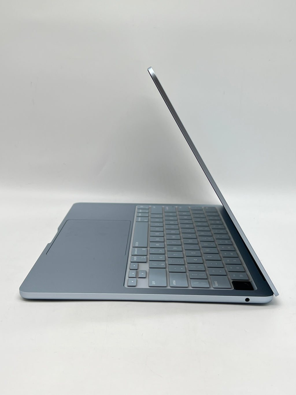 Apple MacBook Air 13" M4 A3240 16GB RAM 256GB SSD - Used