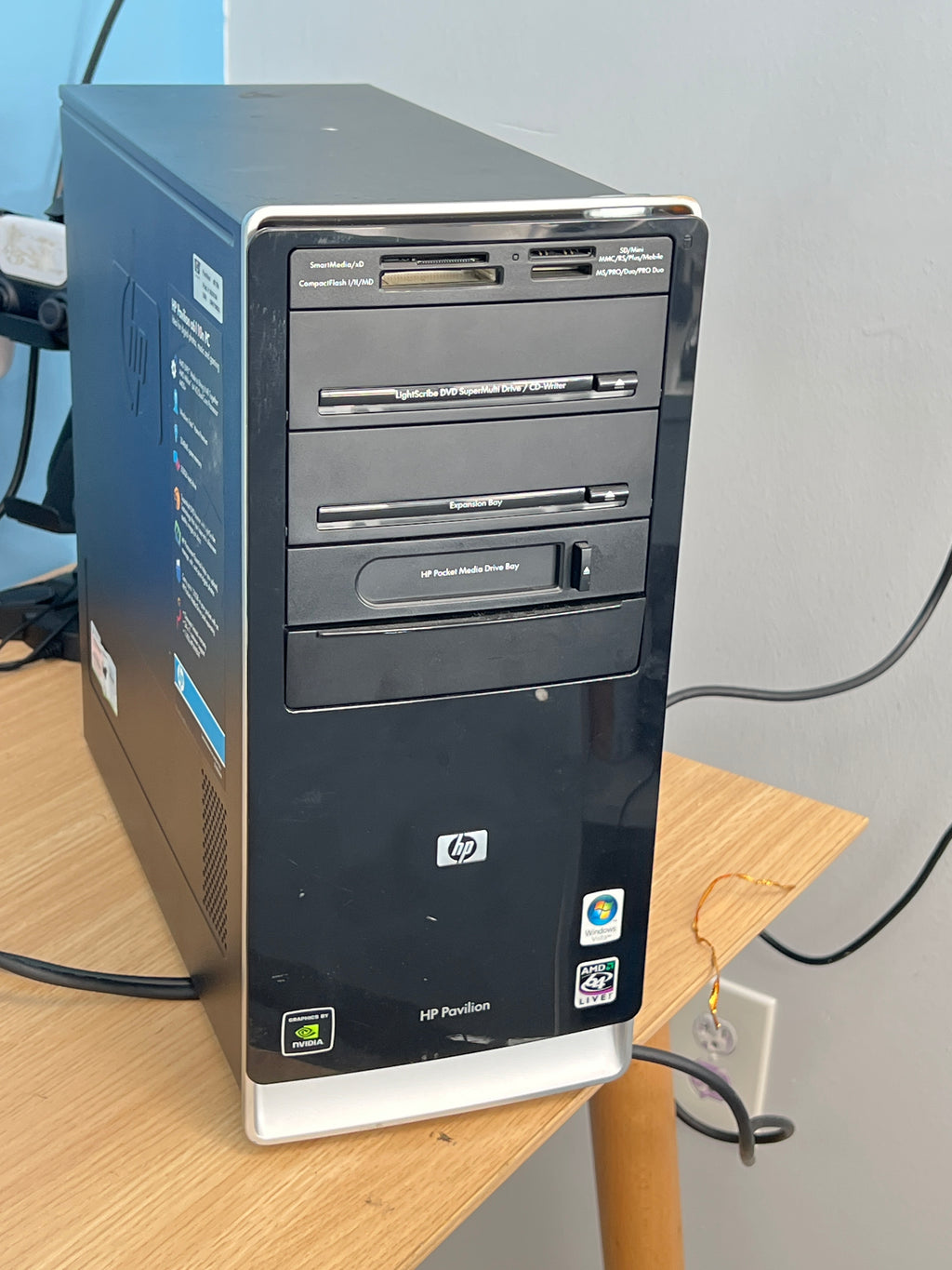 HP Pavilion Desktop Tower AMD Athlon 64 X2 2GB RAM 298GB HDD - Used