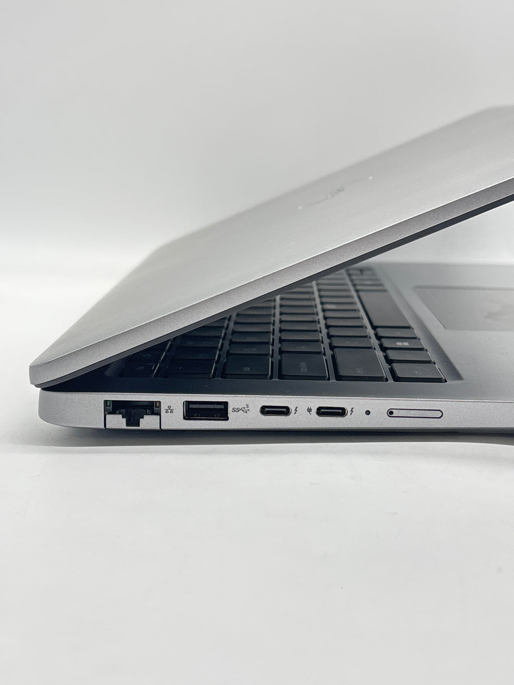 Dell Latitude 5450 14" Core Ultra 5 135U 16GB RAM 256GB SSD Gray - Used