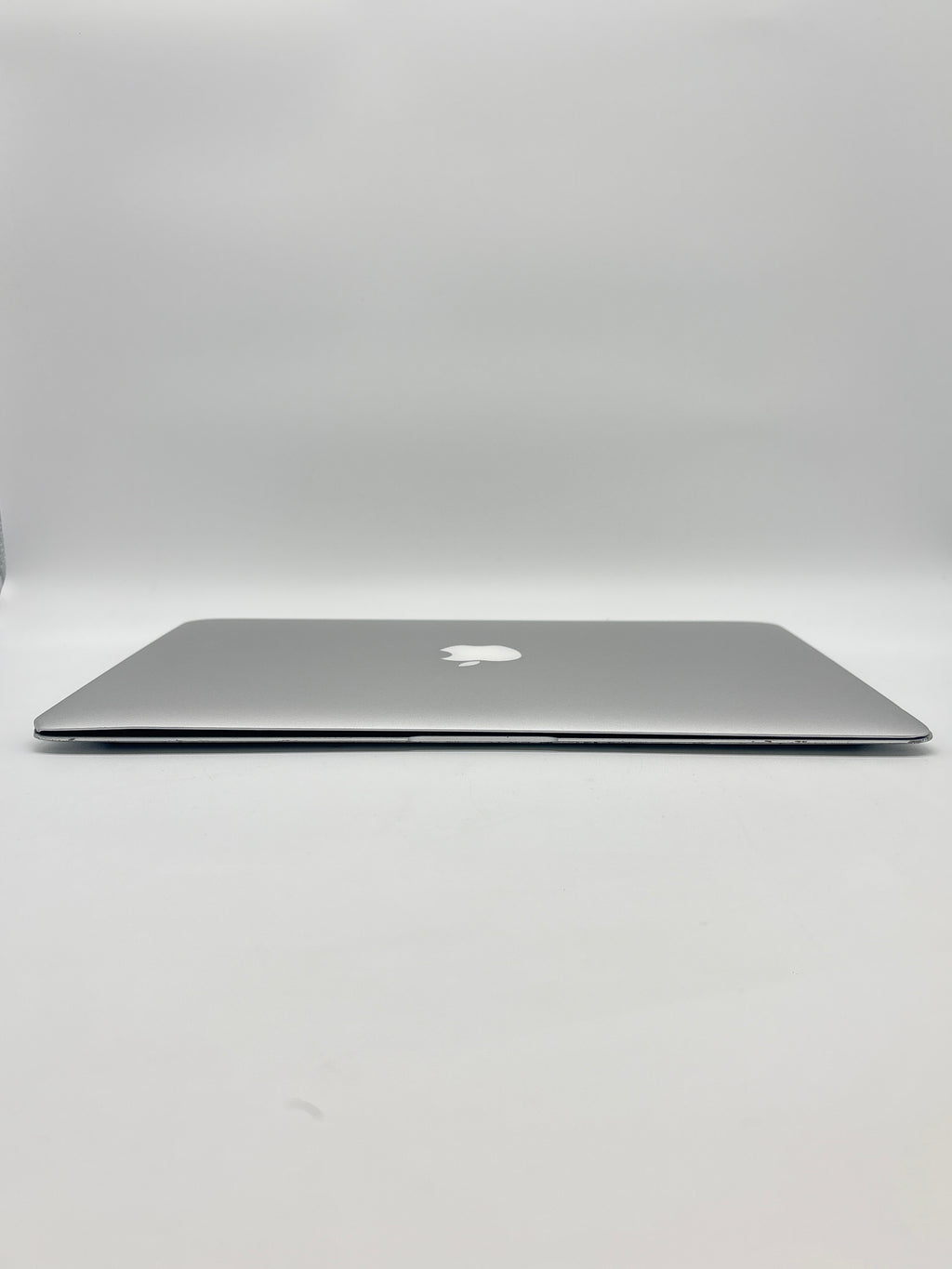 Apple MacBook Air 11" A1465 2015 Intel Core i5 4GB RAM 128GB SSD