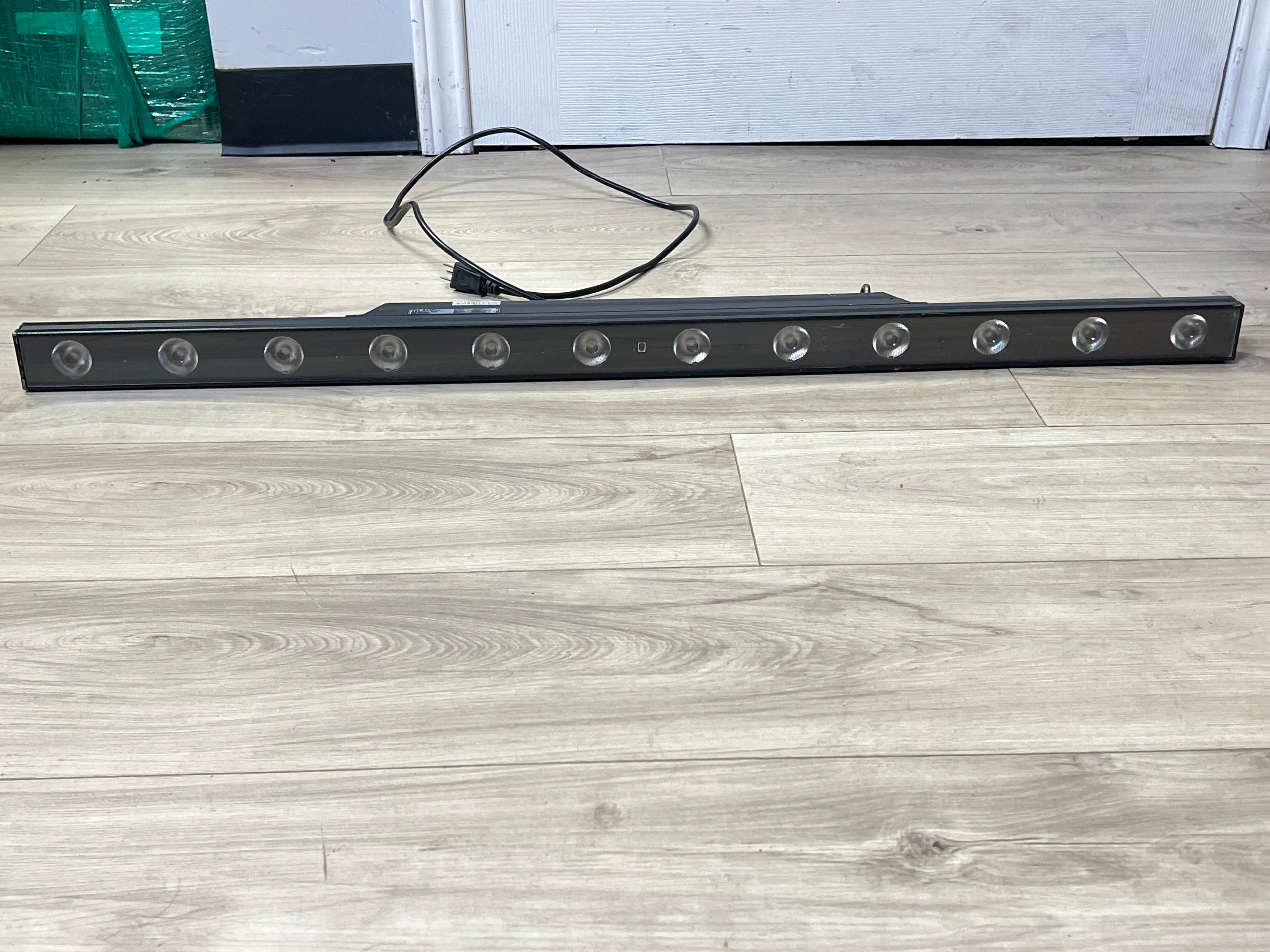 Chauvet DJ COLORband T3 LED Linear Wash Light DMX-512 - Used