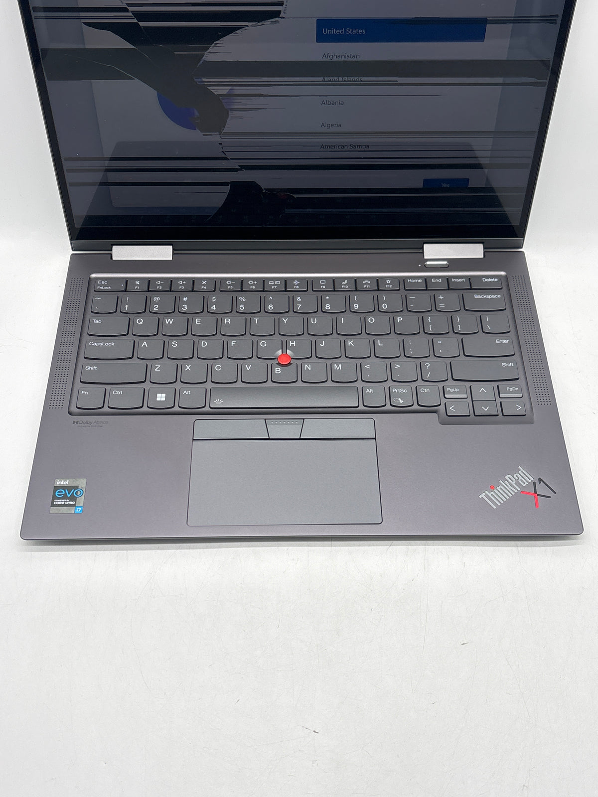 Lenovo ThinkPad X1 Yoga Gen 6 14" Intel Core i7-1185G7 16GB RAM 512GB SSD Gray - Cracked Screen