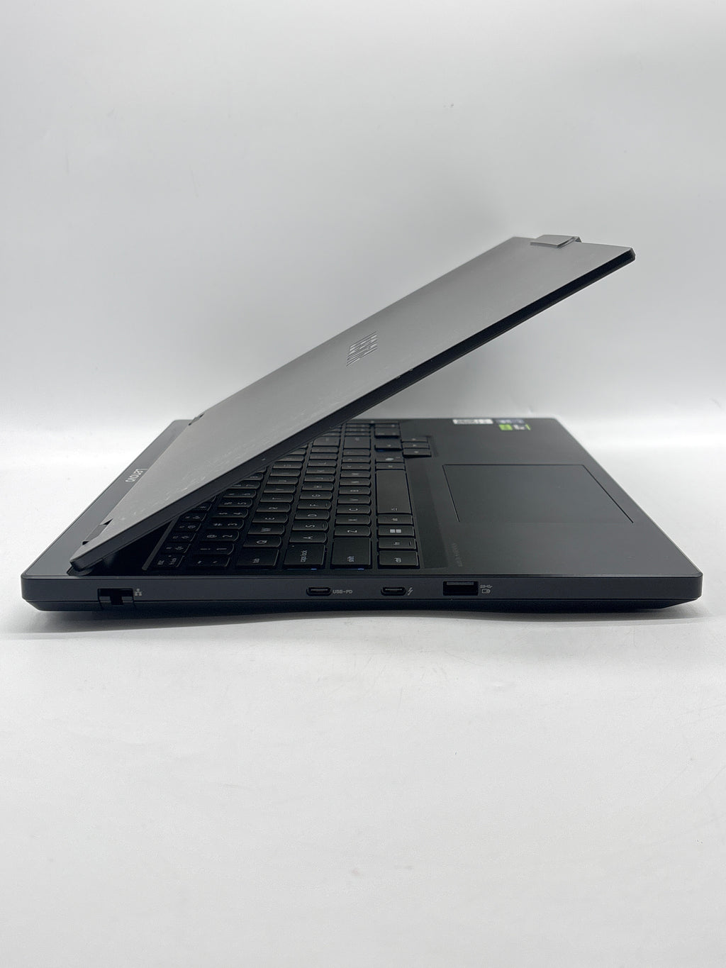 Lenovo Legion 5 15IAX10 15.6" Intel Core Ultra 7 255HX 32GB RAM 1TB SSD RTX 5070 Black - No Charger