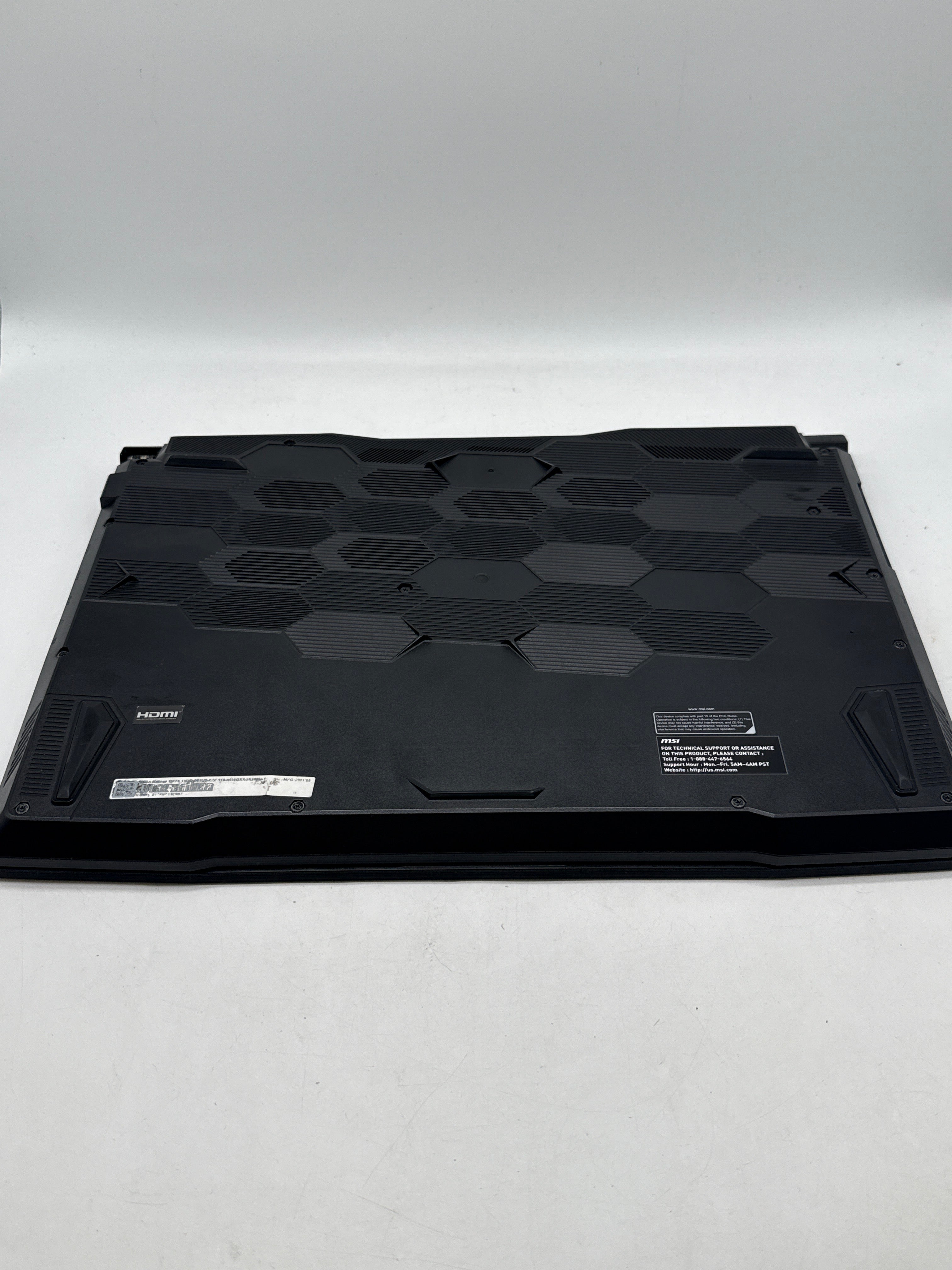 MSI Katana GF76 i7-11800H 16GB RAM 512GB SSD RTX 3050 - For Parts Read